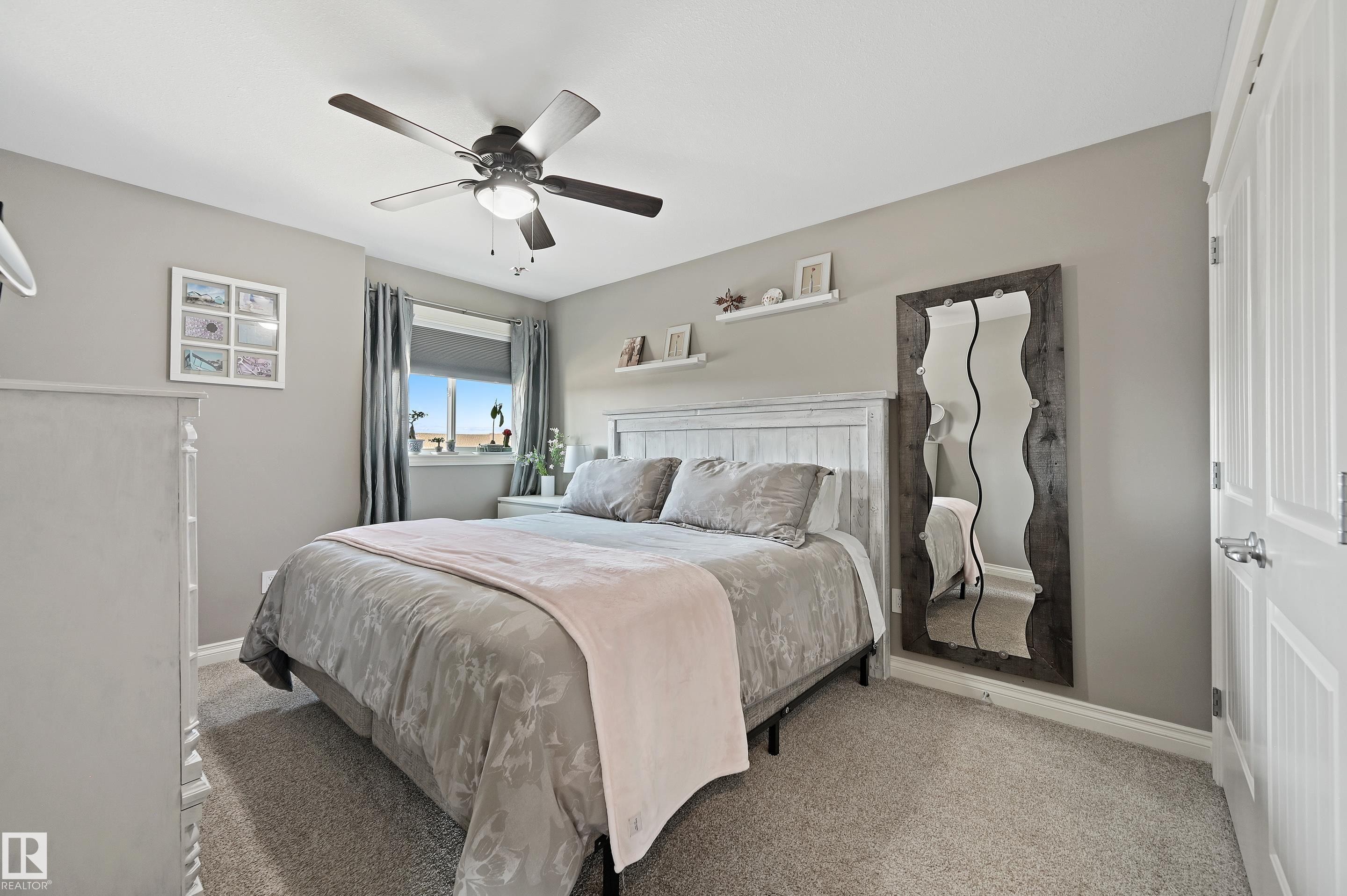 9 Viceroy Crescent, Olds, AB - Indoor Photo Showing Bedroom
