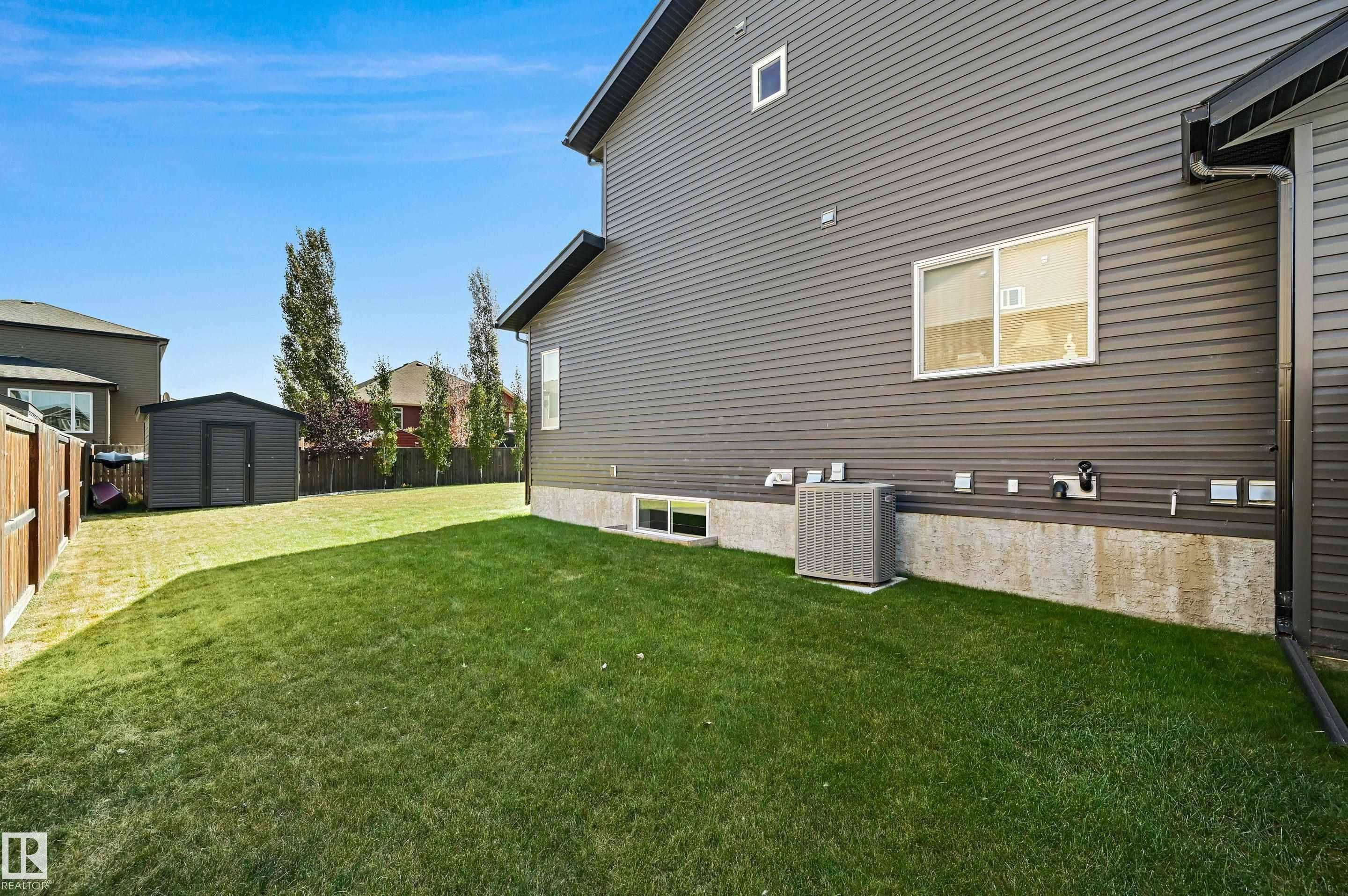 9 Viceroy Crescent, Olds, AB - Outdoor With Exterior