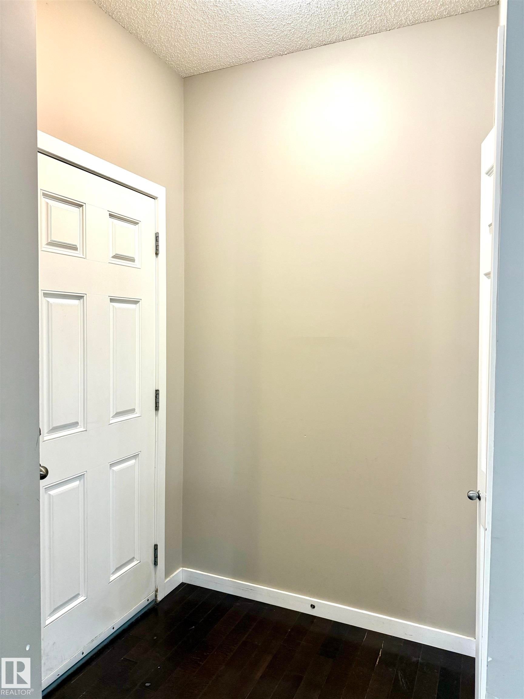 1432 72 Street, Edmonton, AB - Indoor Photo Showing Other Room