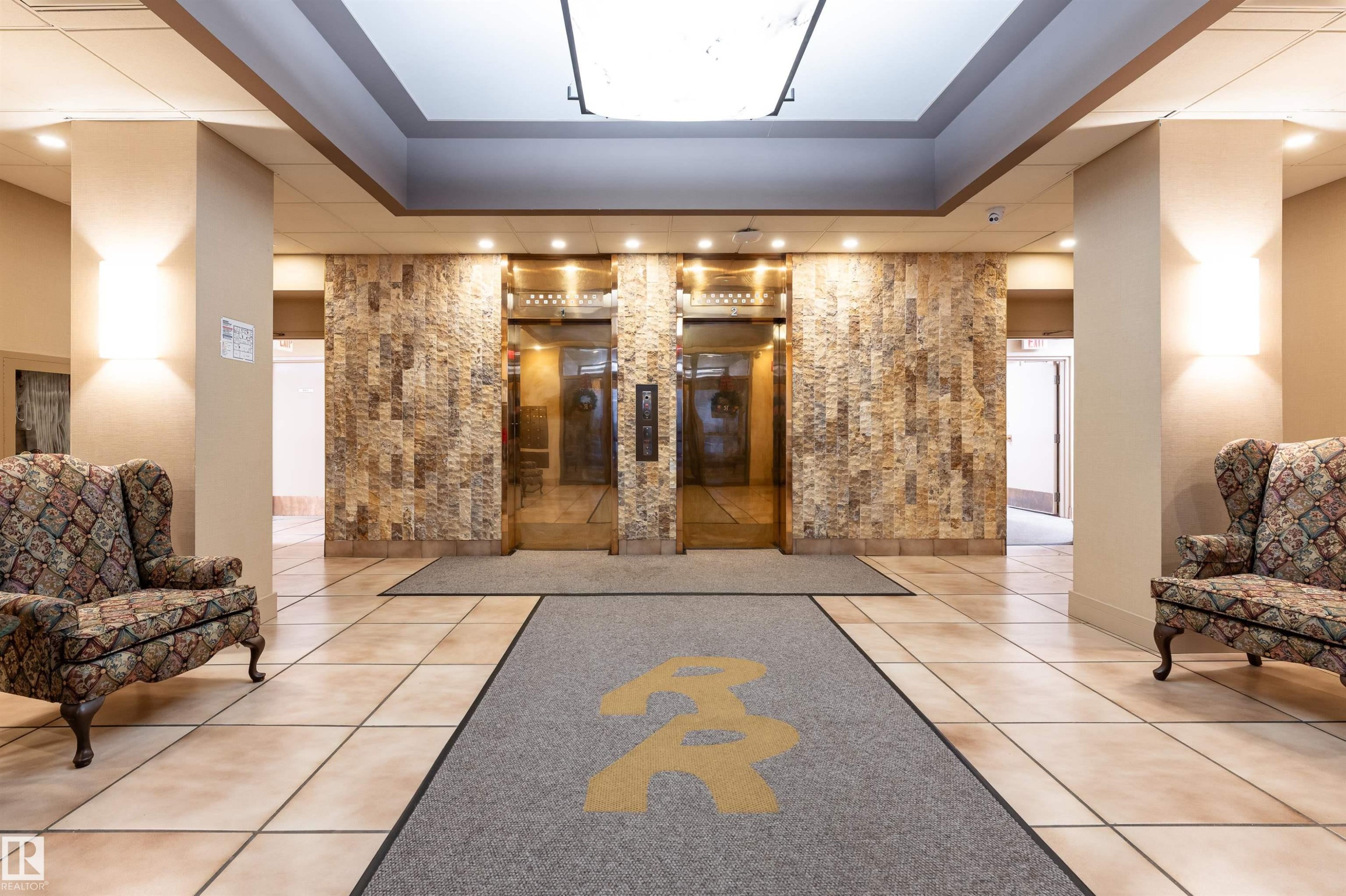 702 8340 Jasper Avenue, Edmonton, AB - Indoor Photo Showing Other Room