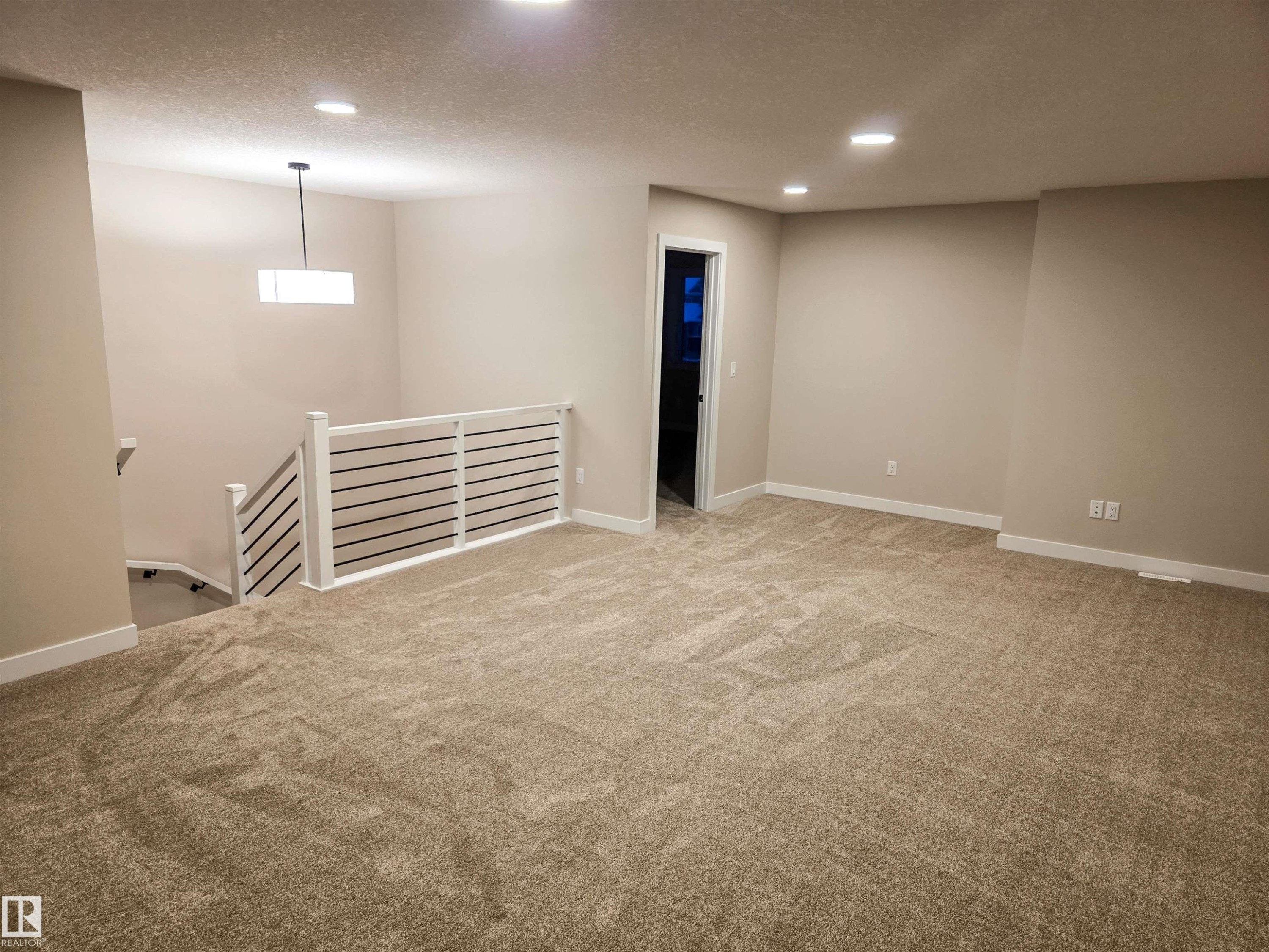 3 Emerson Landing, Spruce Grove, AB - Indoor Photo Showing Other Room