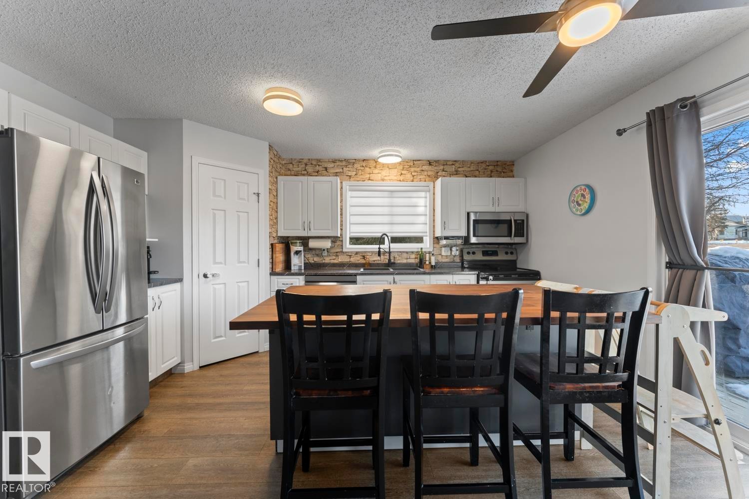 1927 6 Street, Cold Lake, AB - Indoor