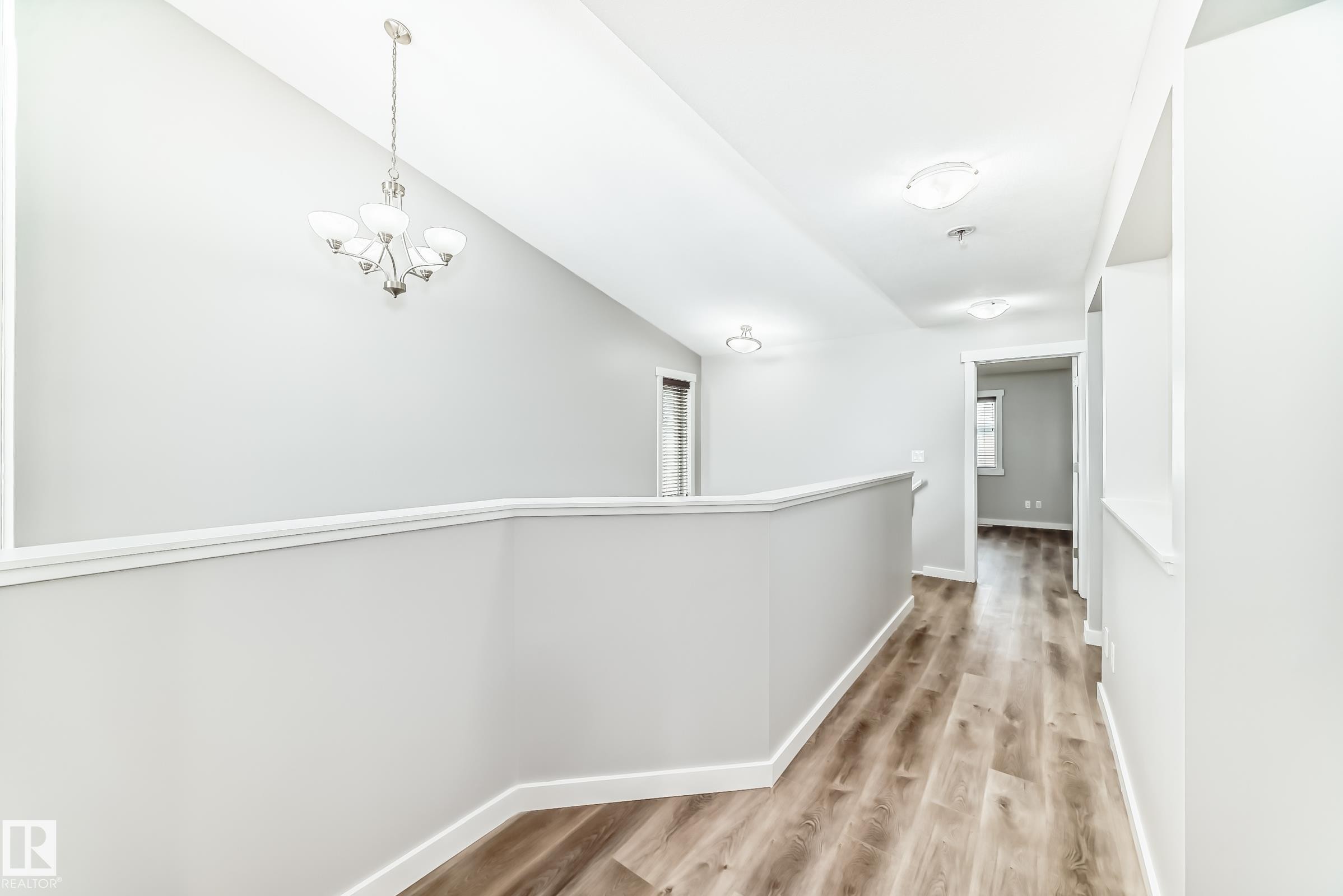 Edmonton, AB - Indoor Photo Showing Other Room