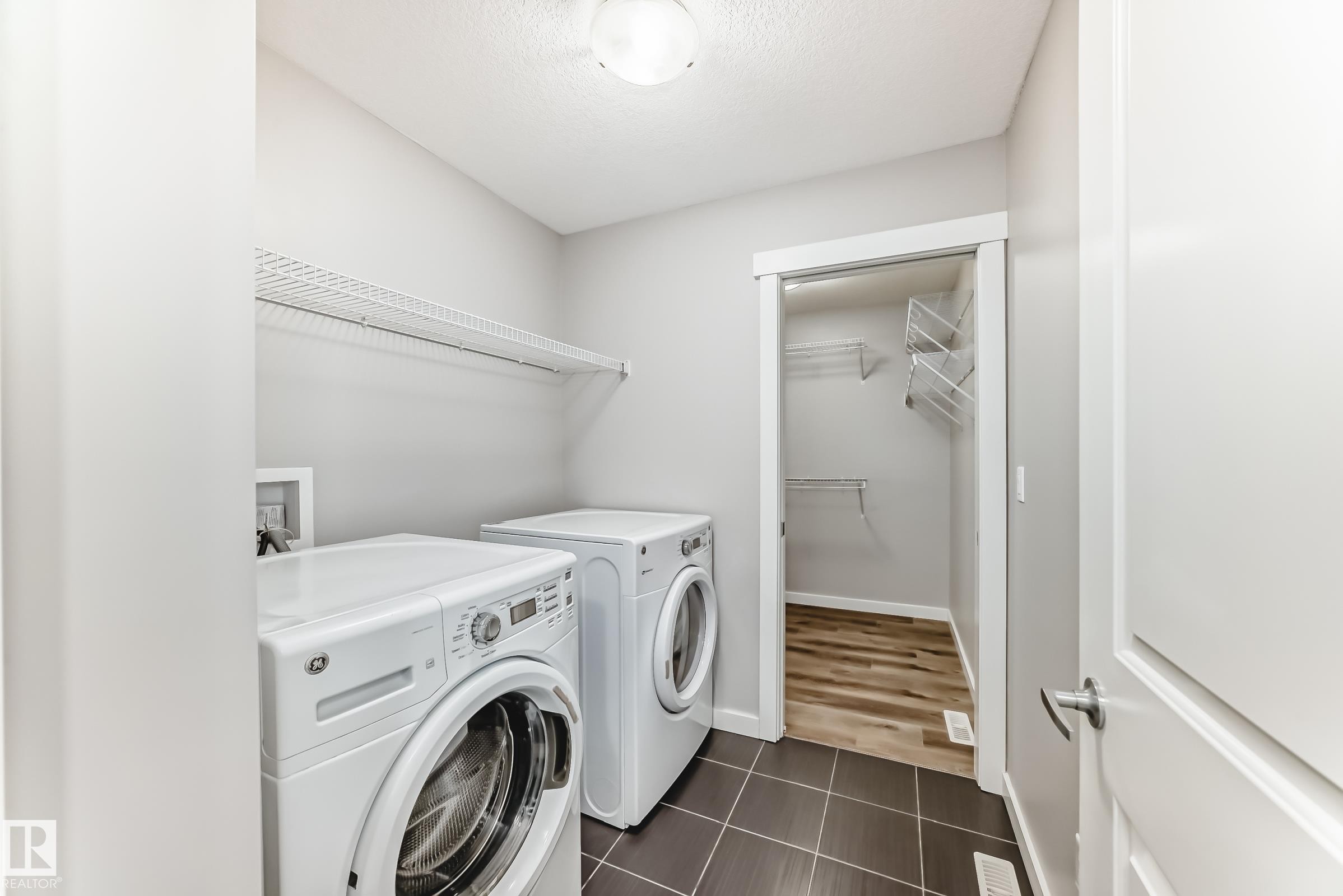 Edmonton, AB - Indoor Photo Showing Laundry Room