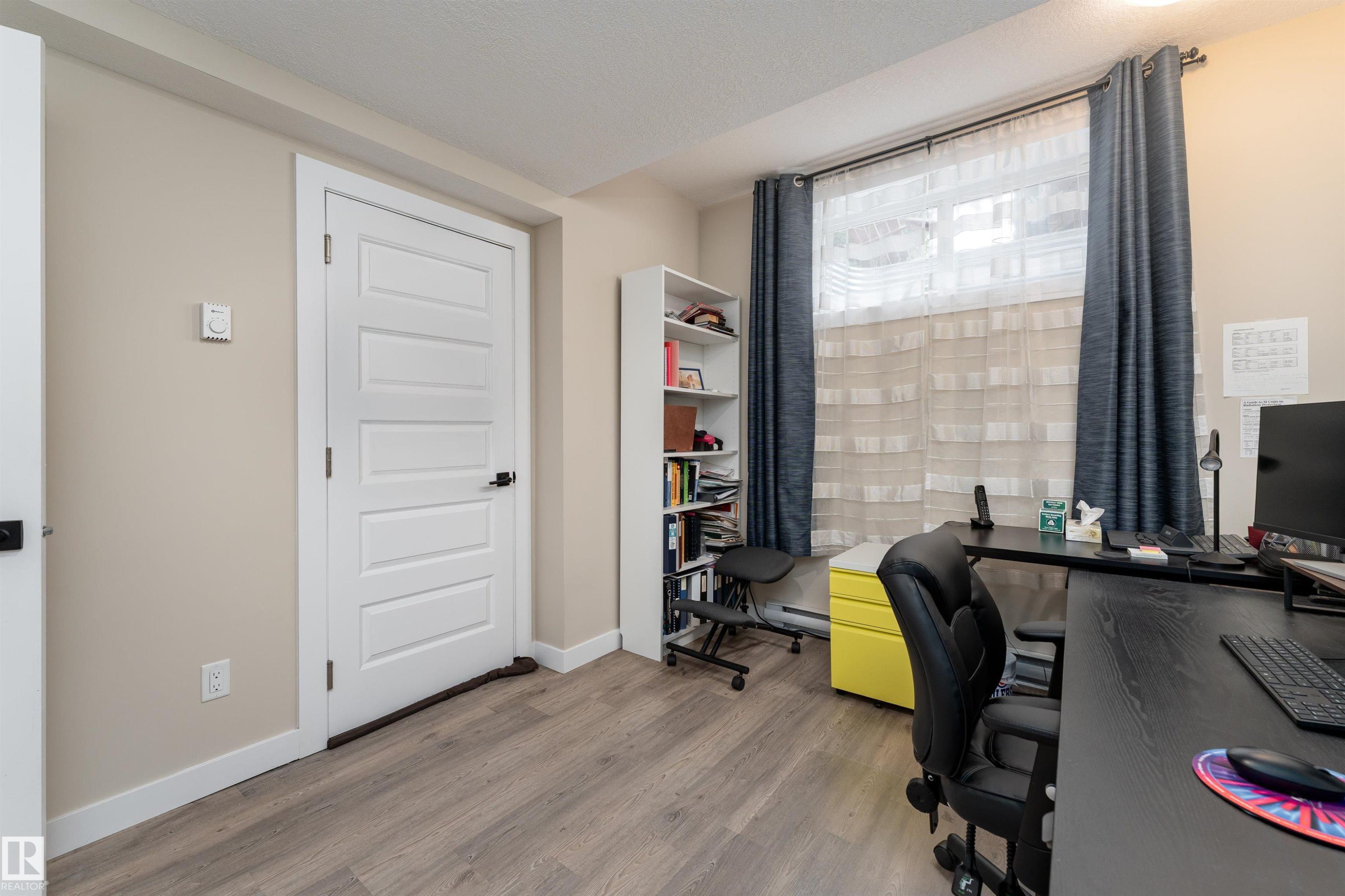 10706 67 Avenue, Edmonton, AB - Indoor Photo Showing Office