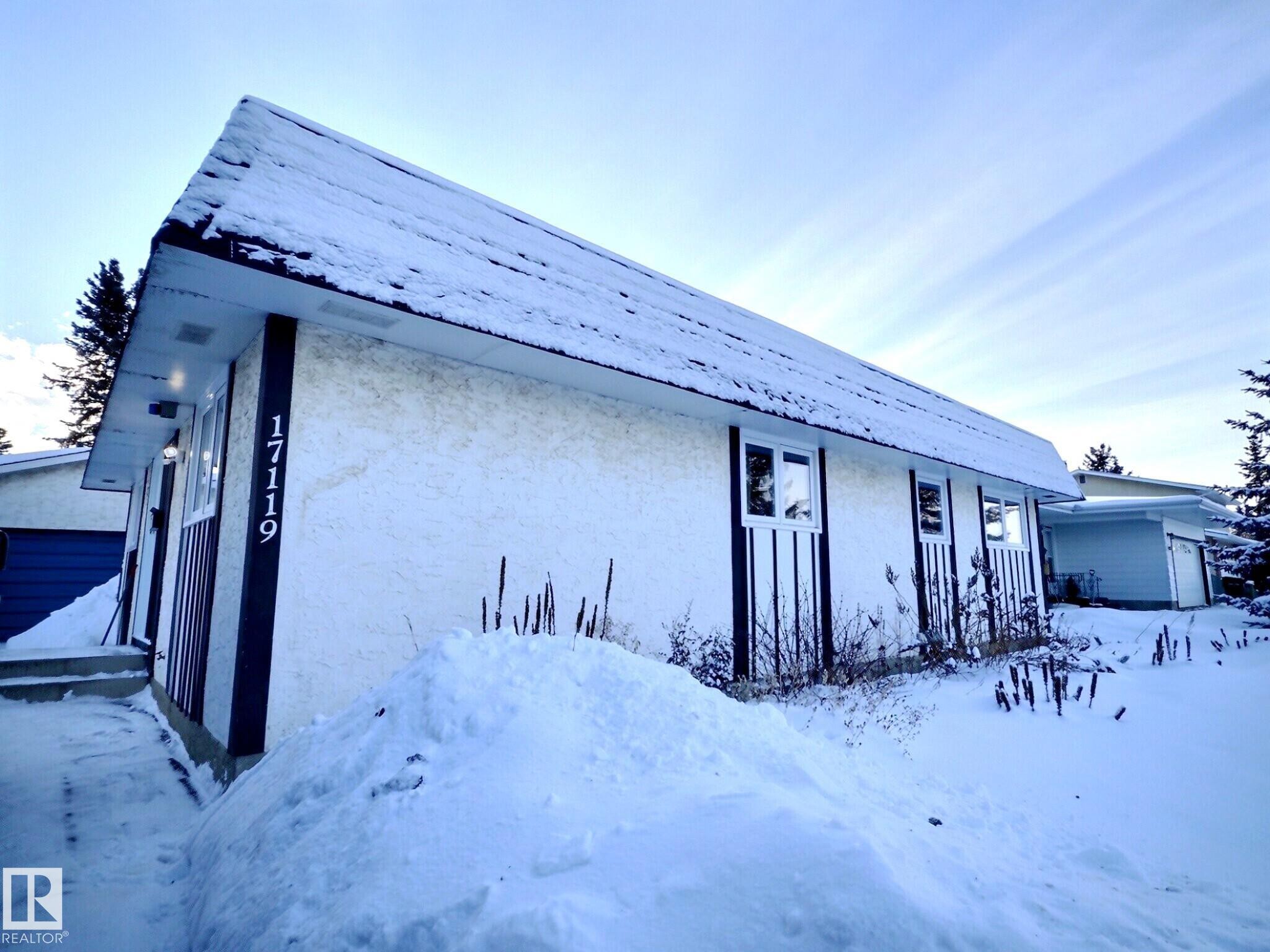 Snow covered property - 17119 82 Avenue, Edmonton, AB - Outdoor