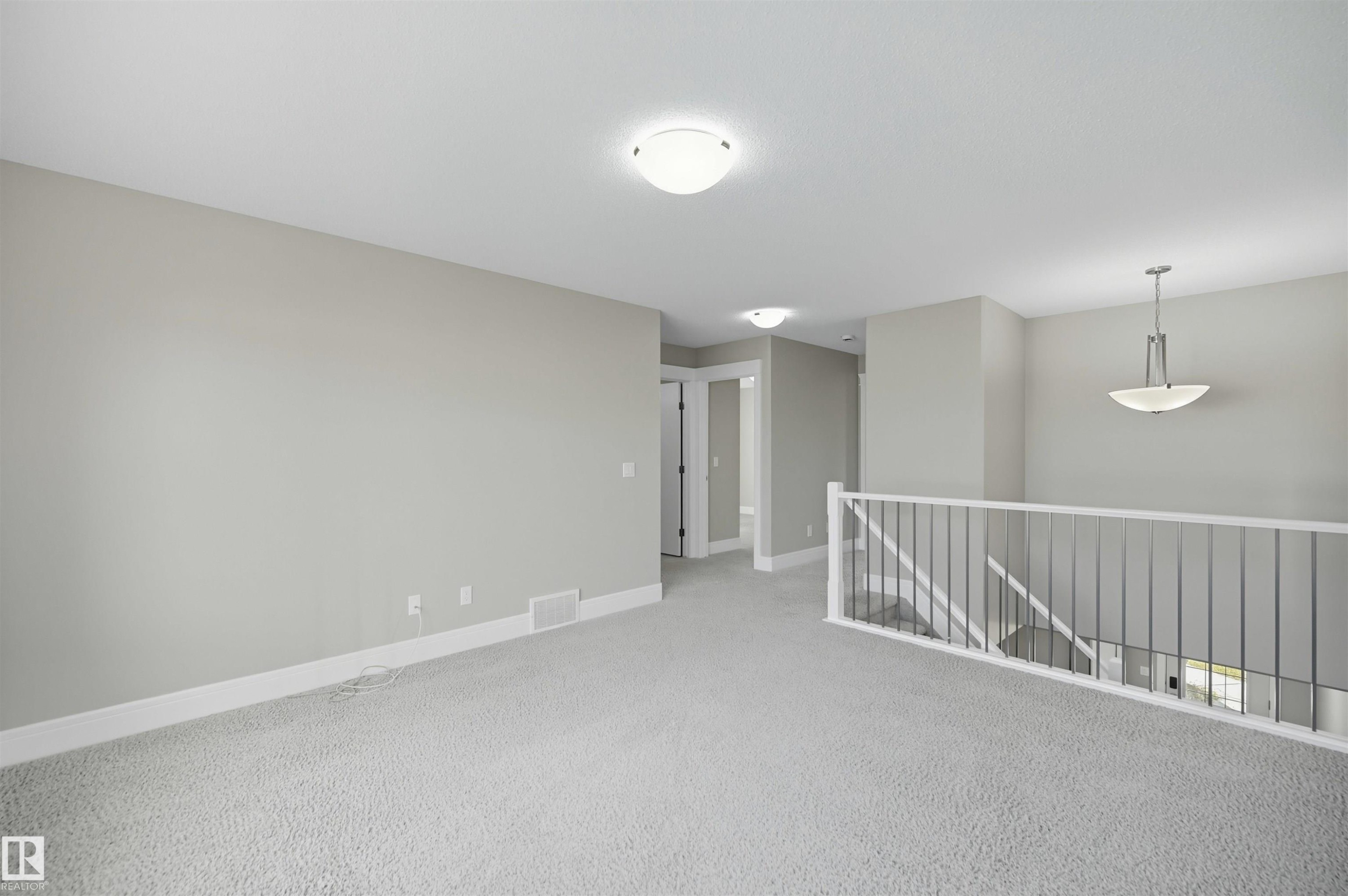 7122 Armour Link, Edmonton, AB - Indoor Photo Showing Other Room