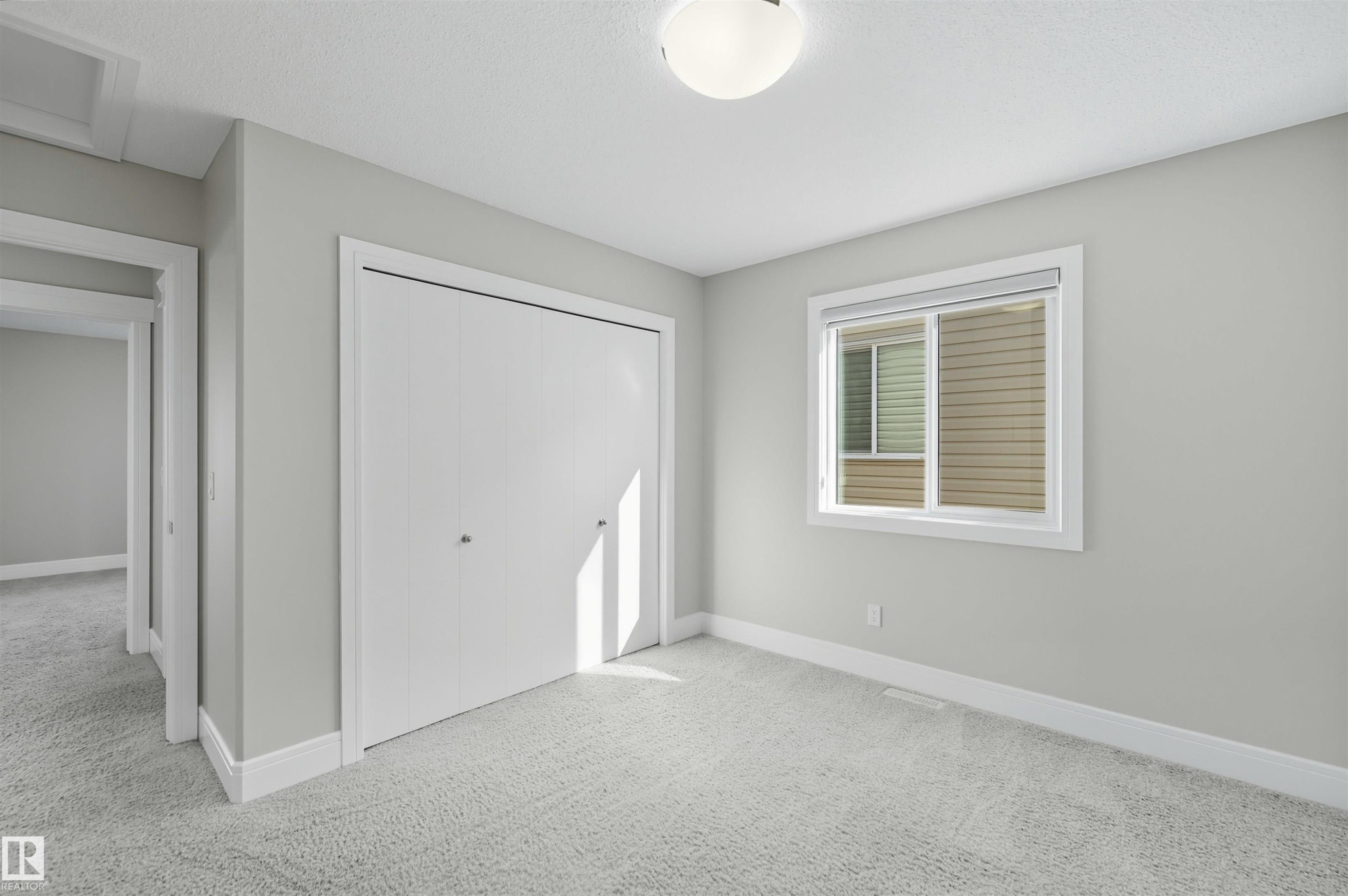 7122 Armour Link, Edmonton, AB - Indoor Photo Showing Other Room