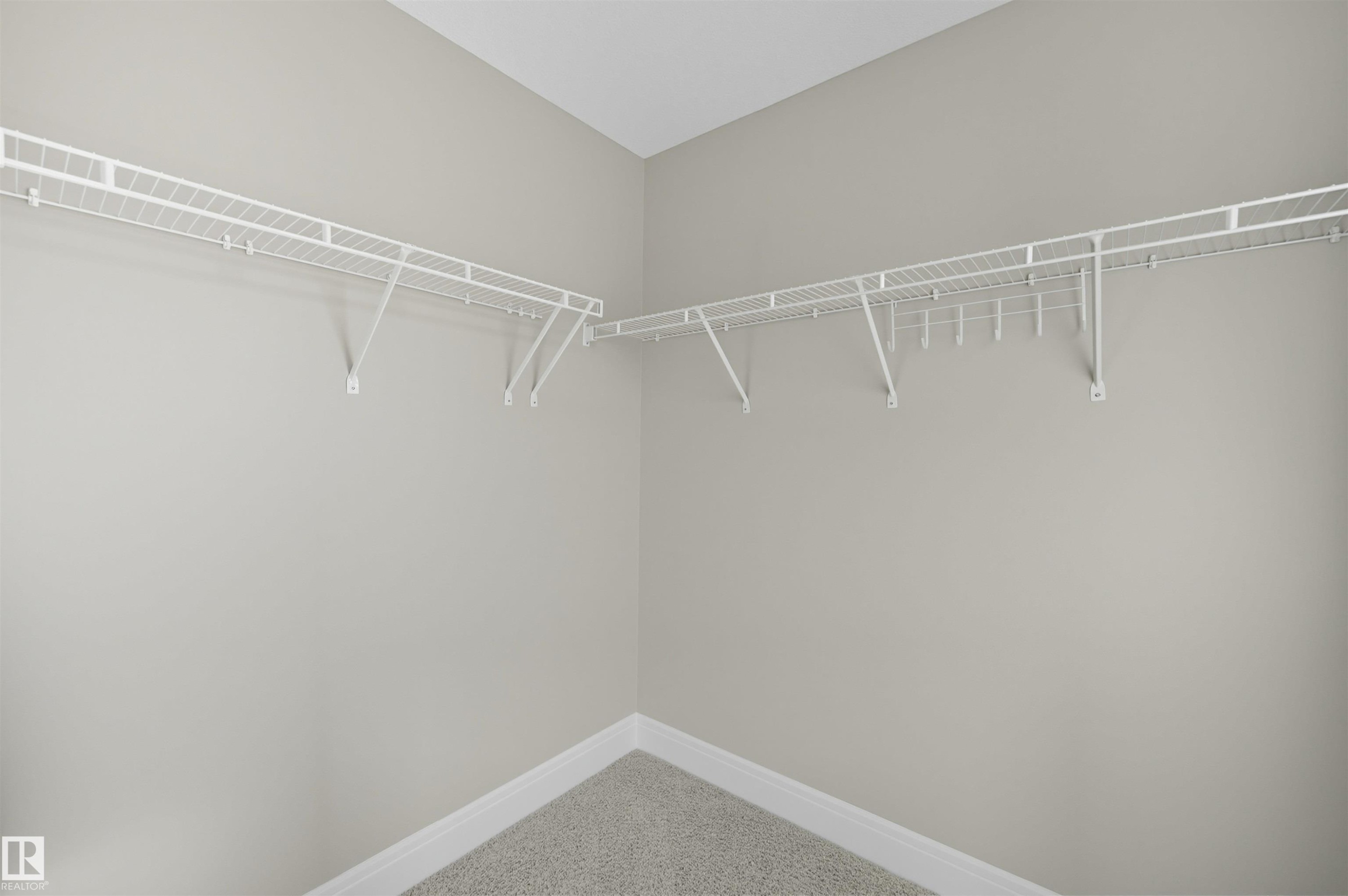 7122 Armour Link, Edmonton, AB - Indoor With Storage