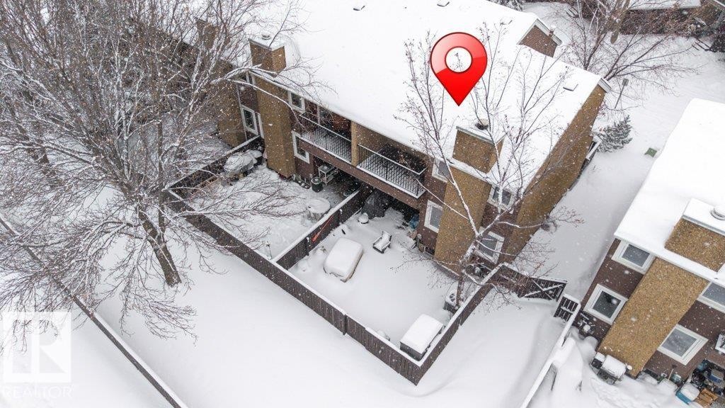 18010 96 Ave, Edmonton, AB -