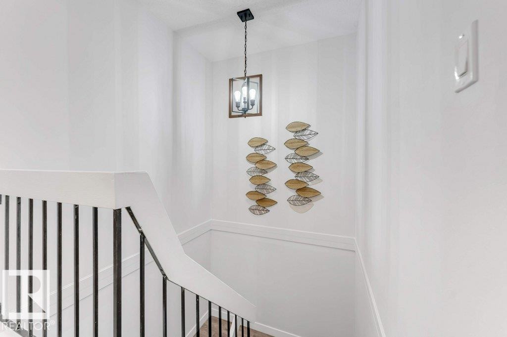 18010 96 Ave, Edmonton, AB - Indoor Photo Showing Other Room