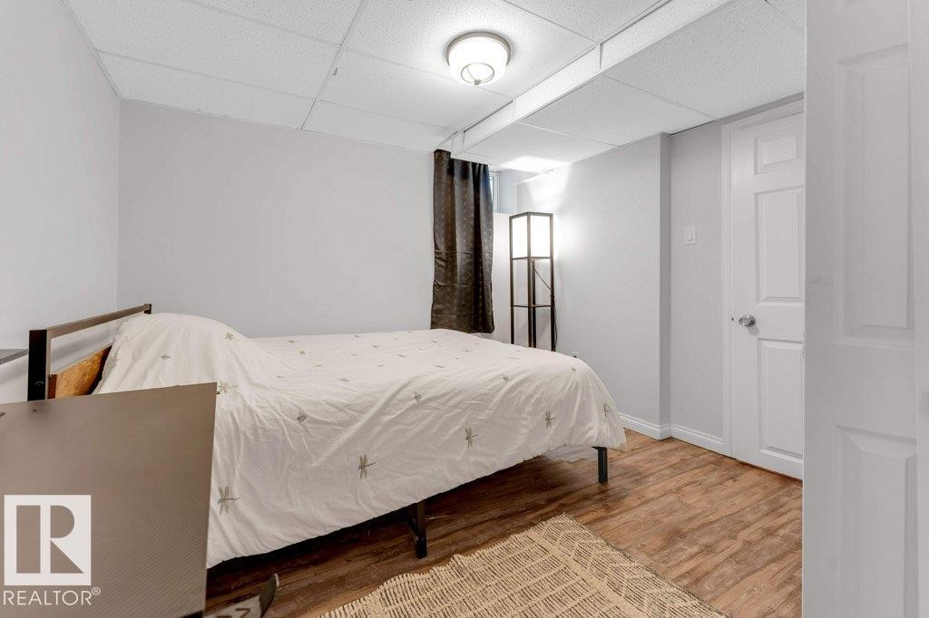 18010 96 Ave, Edmonton, AB - Indoor Photo Showing Bedroom