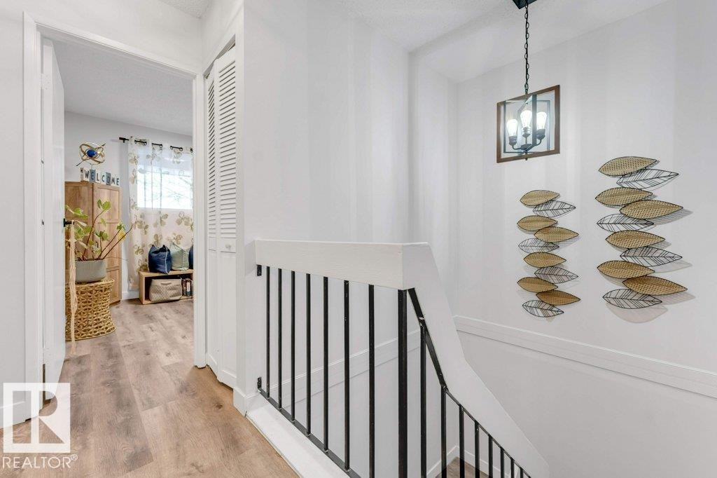 18010 96 Ave, Edmonton, AB - Indoor Photo Showing Other Room