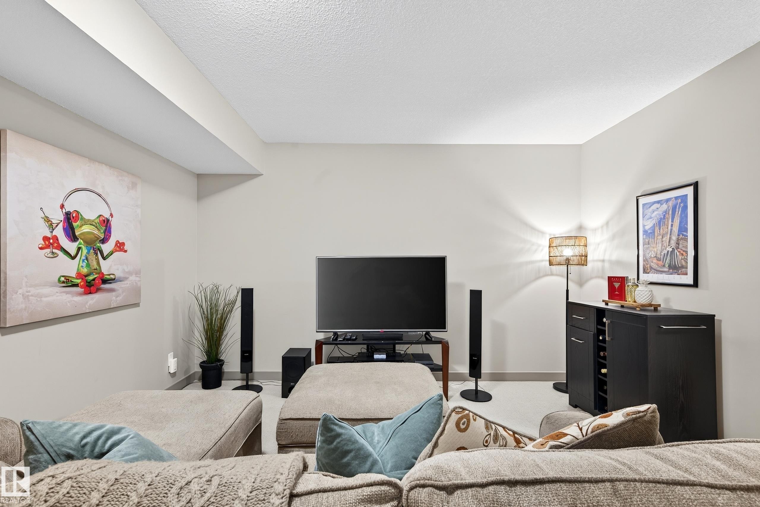 6 1150 Winderemere Way, Edmonton, AB - Indoor