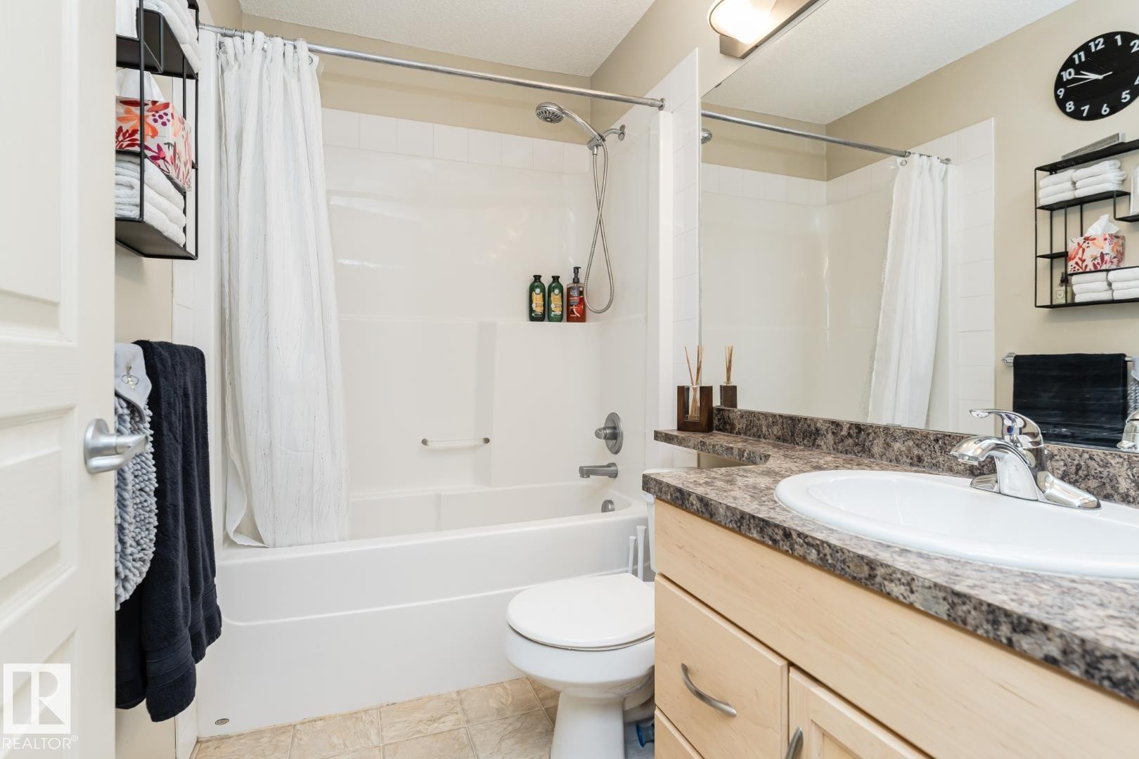 113 16035 132 Street, Edmonton, AB - Indoor Photo Showing Bathroom