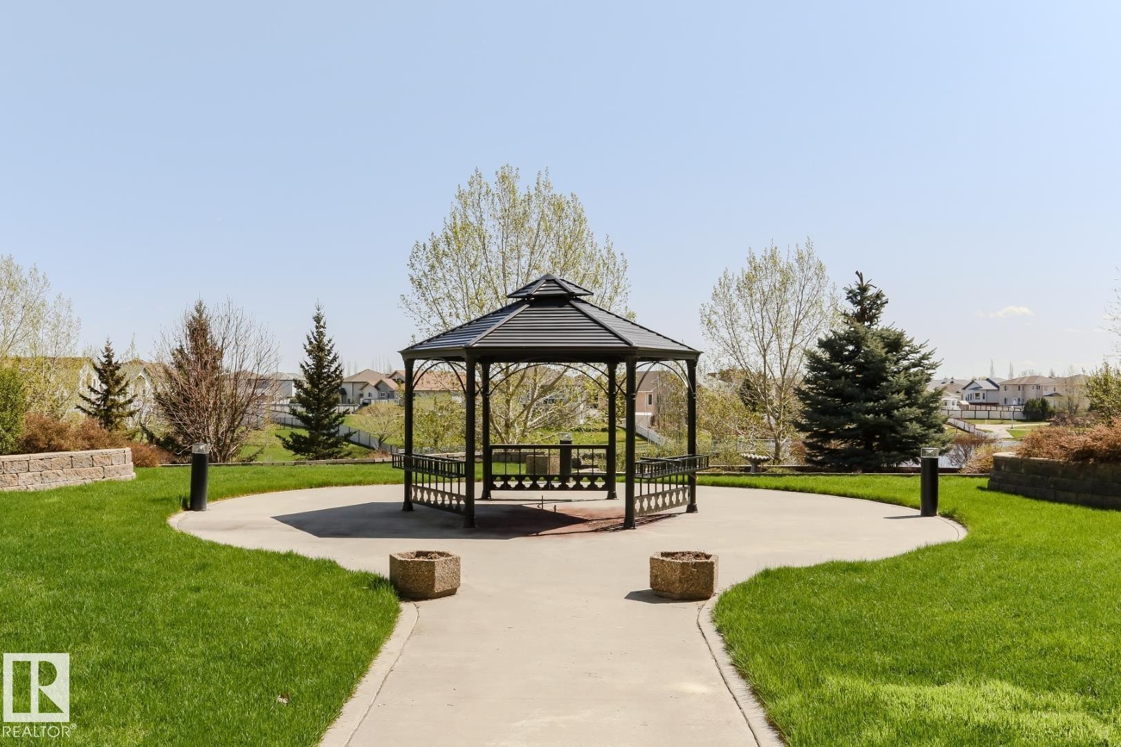 113 16035 132 Street, Edmonton, AB - Outdoor With Backyard