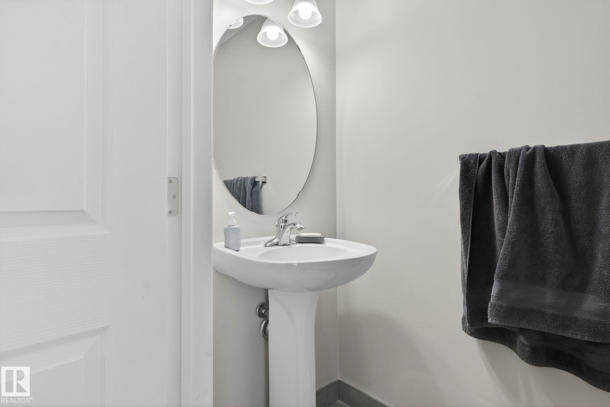 View of bathroom - 60 1804 70 Street, Edmonton, AB - Indoor Photo Showing Bathroom