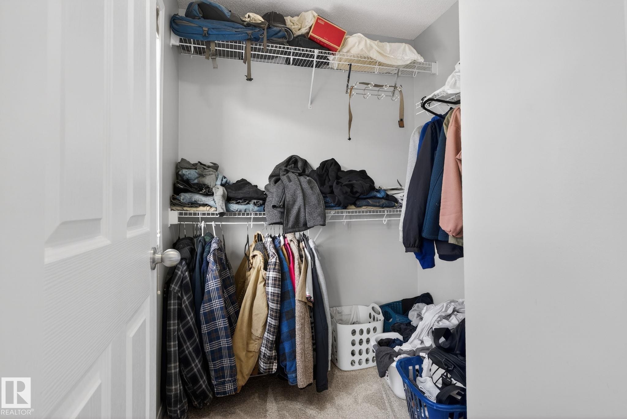 60 1804 70 Street, Edmonton, AB - Indoor With Storage