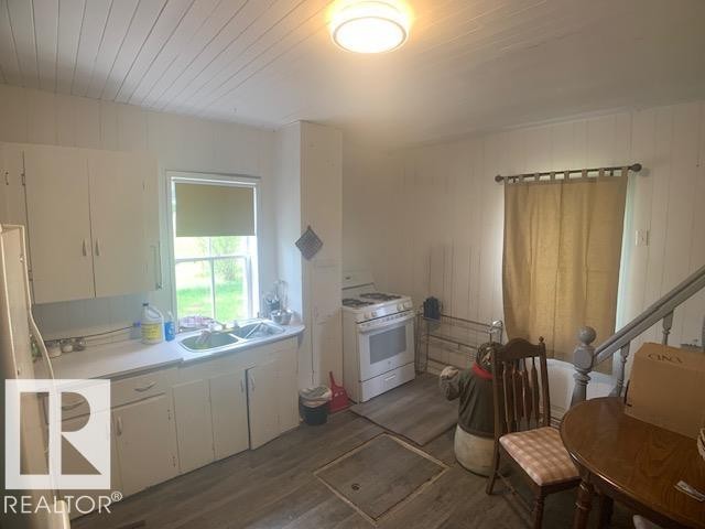 571037 Range Road 170, Rural Lamont County, AB - Indoor