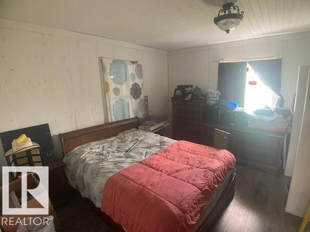 571037 Range Road 170, Rural Lamont County, AB - Indoor Photo Showing Bedroom