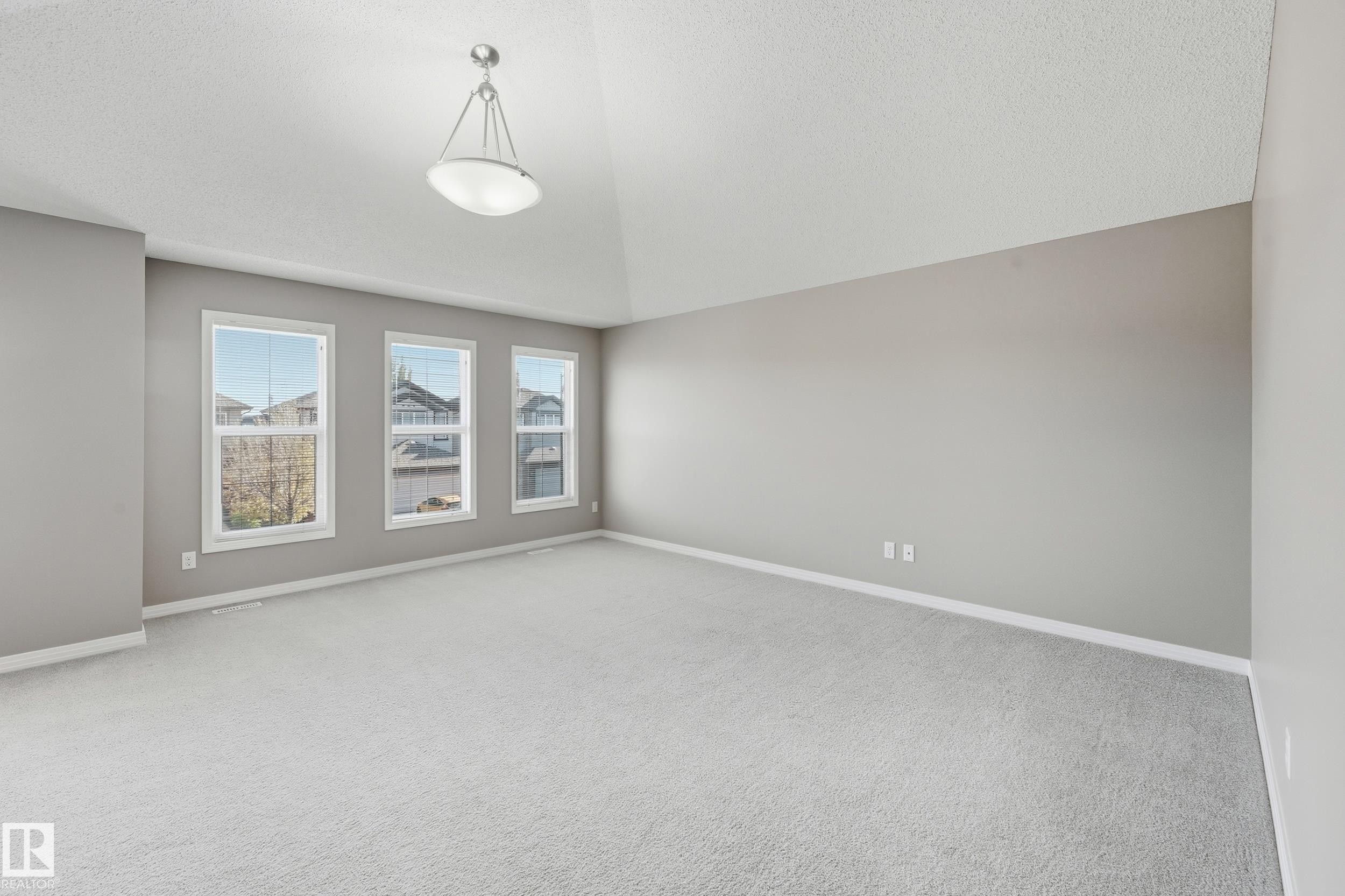 3528 Claxton Crescent, Edmonton, AB - Indoor Photo Showing Other Room