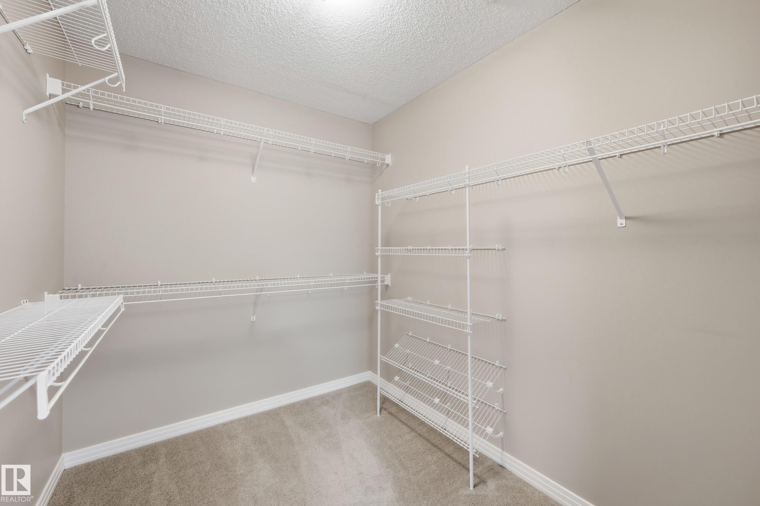 3528 Claxton Crescent, Edmonton, AB - Indoor With Storage