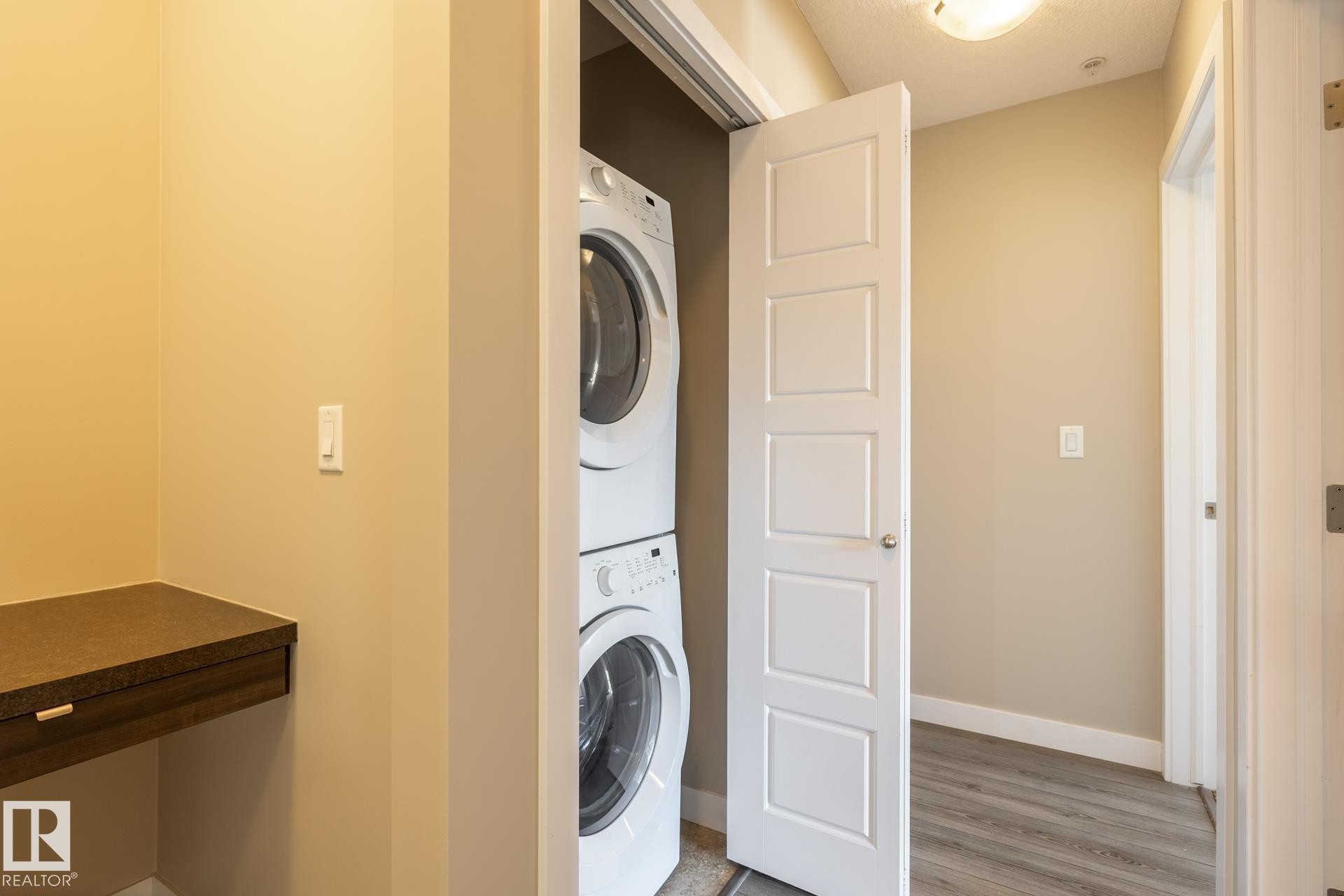 203 2590 Anderson Way, Edmonton, AB - Indoor Photo Showing Laundry Room