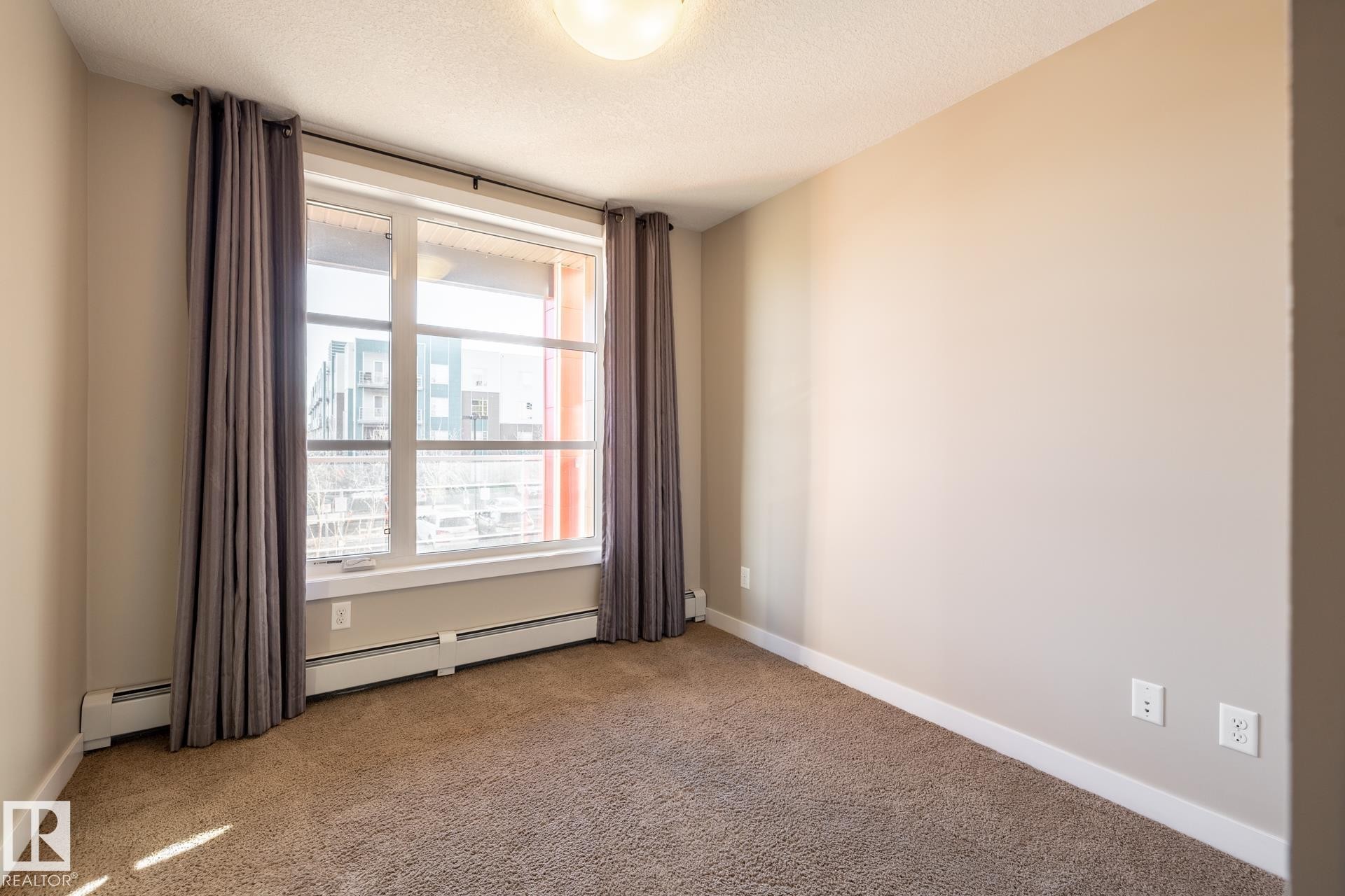 203 2590 Anderson Way, Edmonton, AB - Indoor Photo Showing Other Room