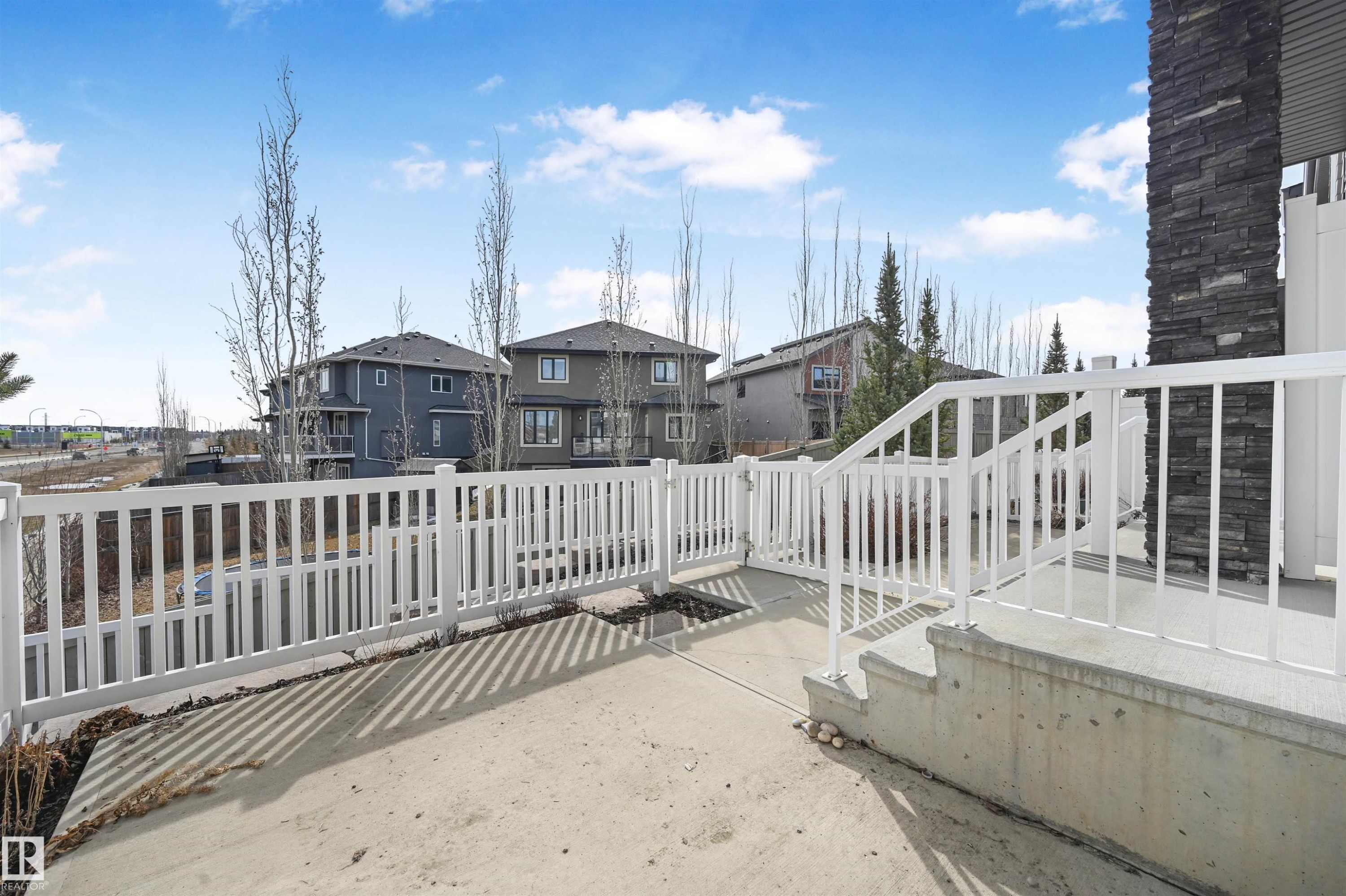34 2215 24 Street, Edmonton, AB - Outdoor