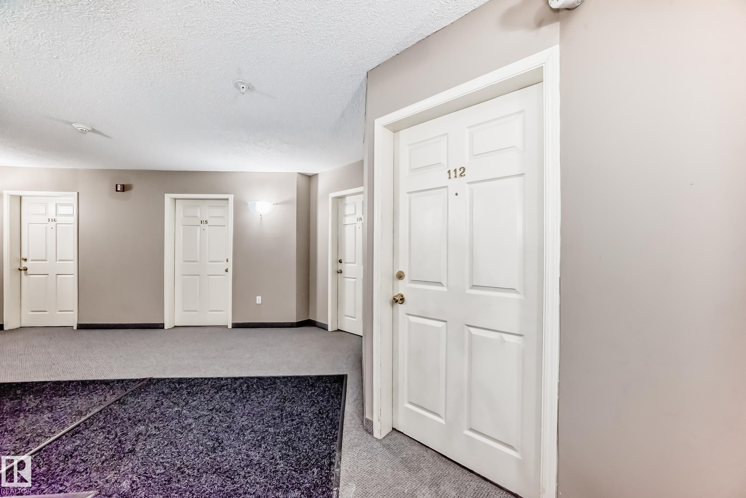 112 11716 100 Avenue, Edmonton, AB - Indoor Photo Showing Other Room