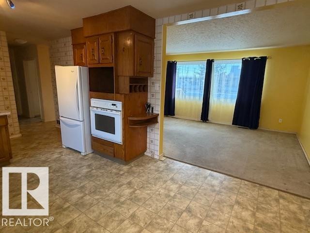 7712 Argyll Road, Edmonton, AB - Indoor Photo Showing Kitchen