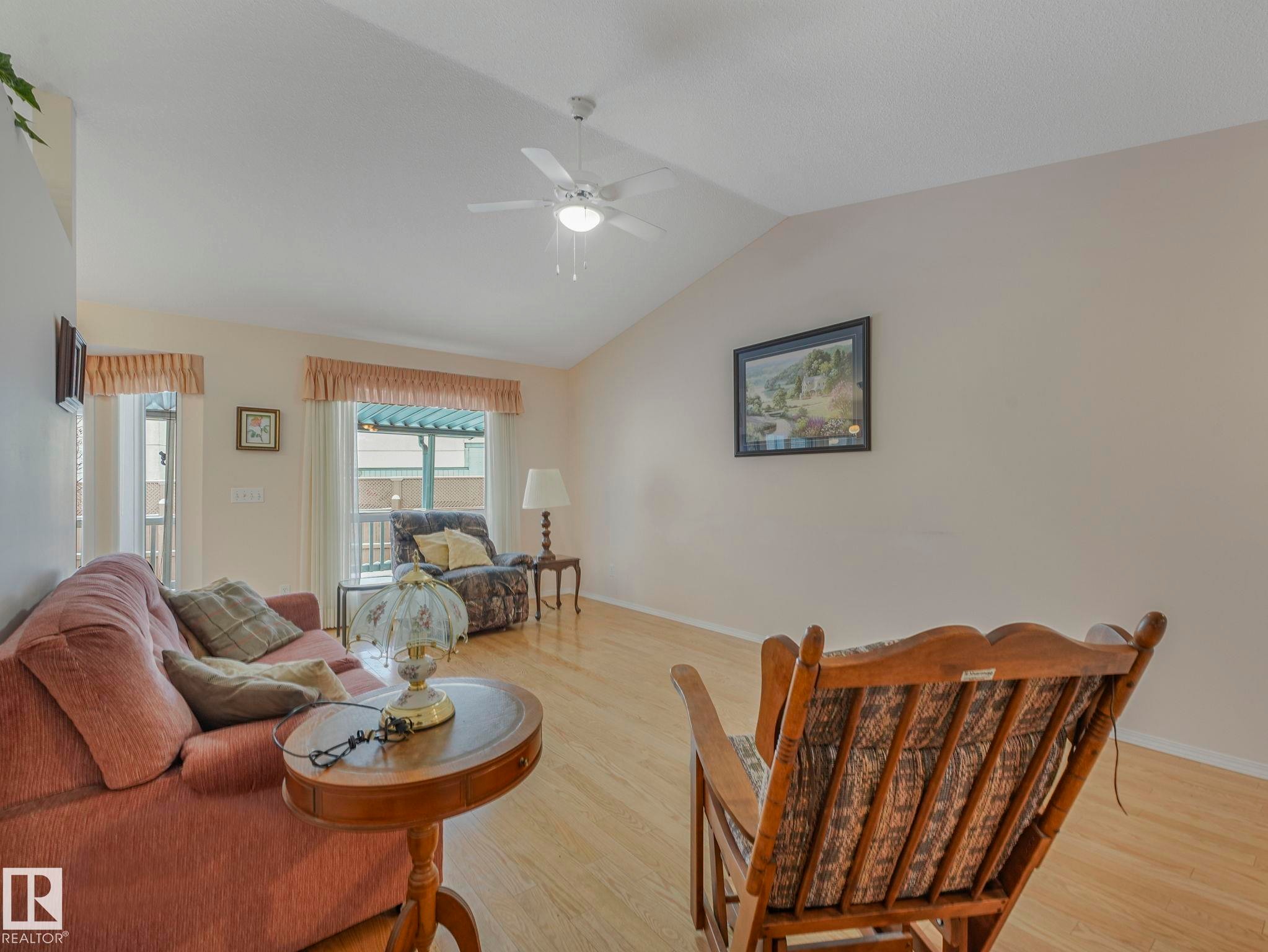 Edmonton, AB - Indoor Photo Showing Living Room