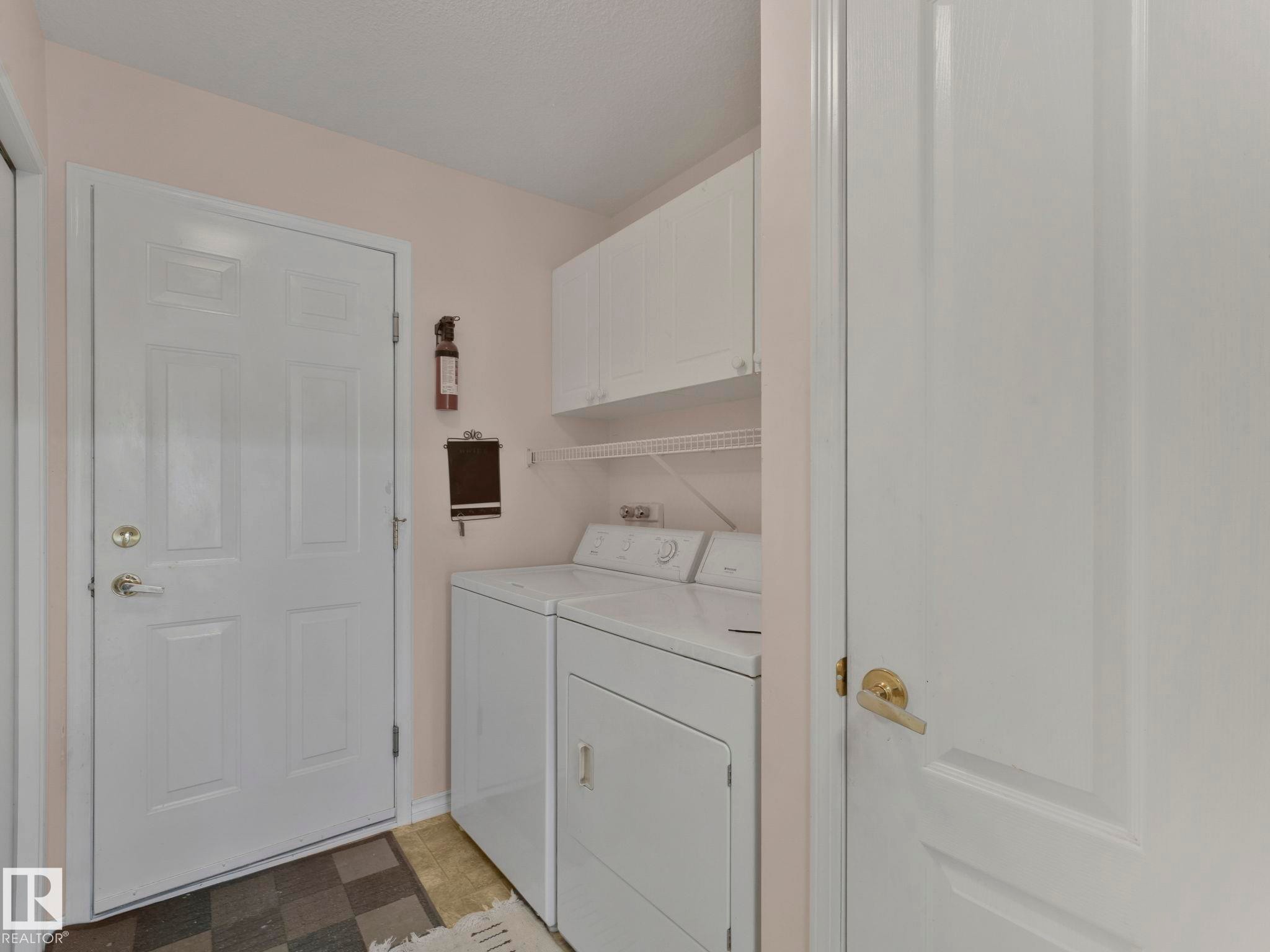 Edmonton, AB - Indoor Photo Showing Laundry Room