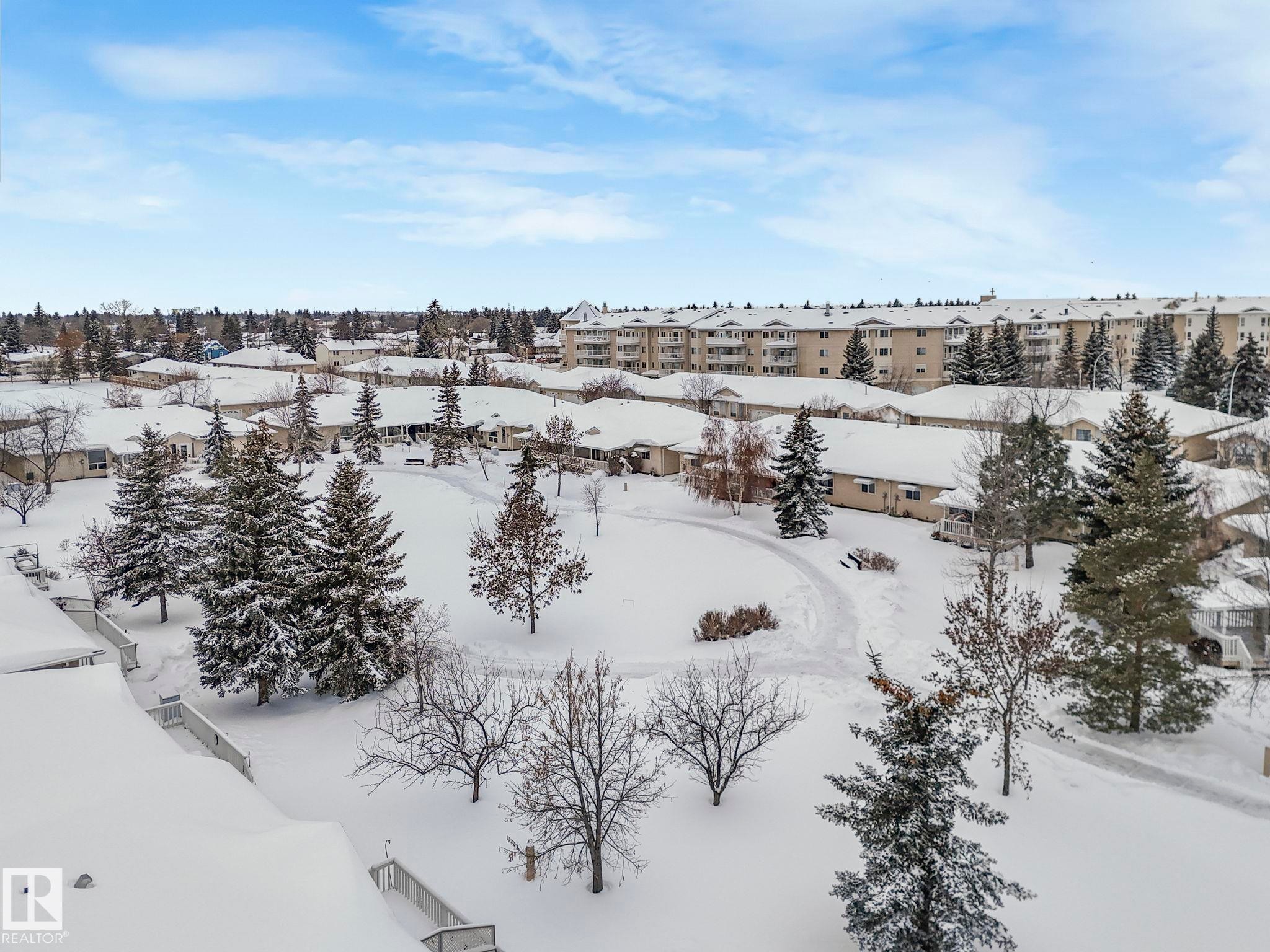 Edmonton, AB - Outdoor With View