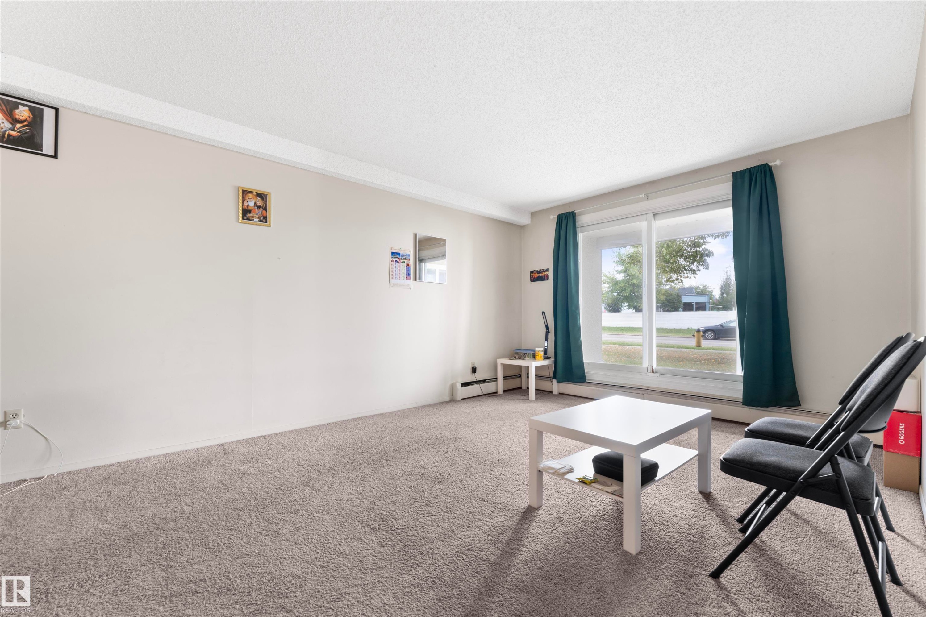 102 2620 Mill Woods, Edmonton, AB - Indoor