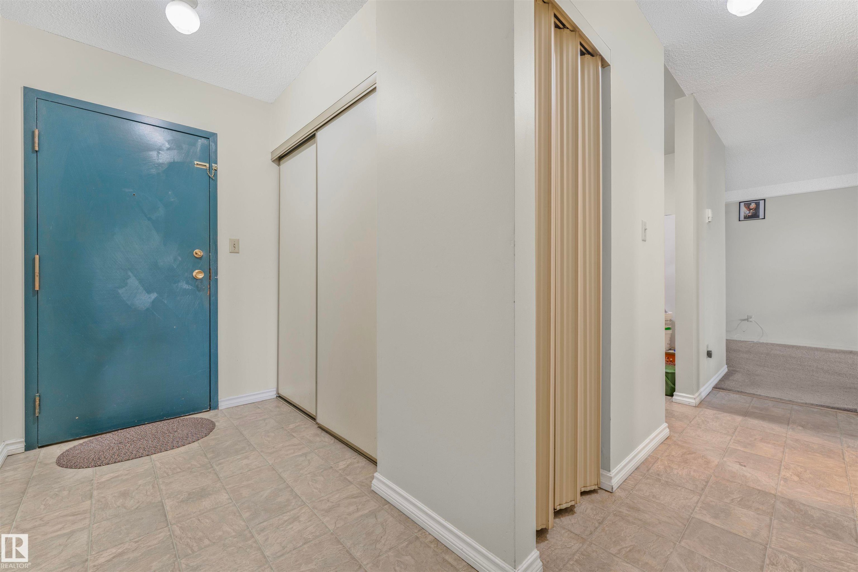 102 2620 Mill Woods, Edmonton, AB - Indoor Photo Showing Other Room