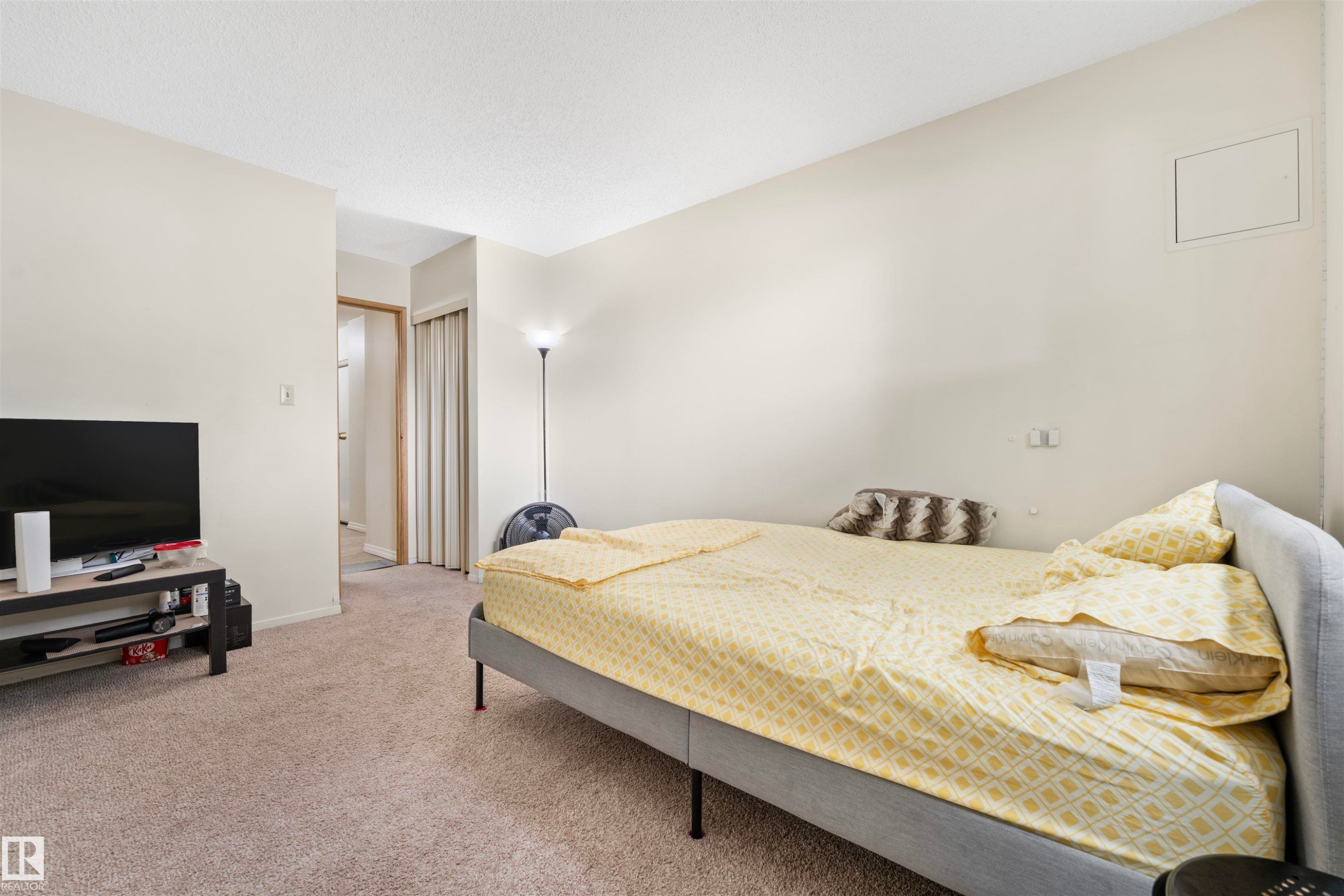 102 2620 Mill Woods, Edmonton, AB - Indoor Photo Showing Bedroom