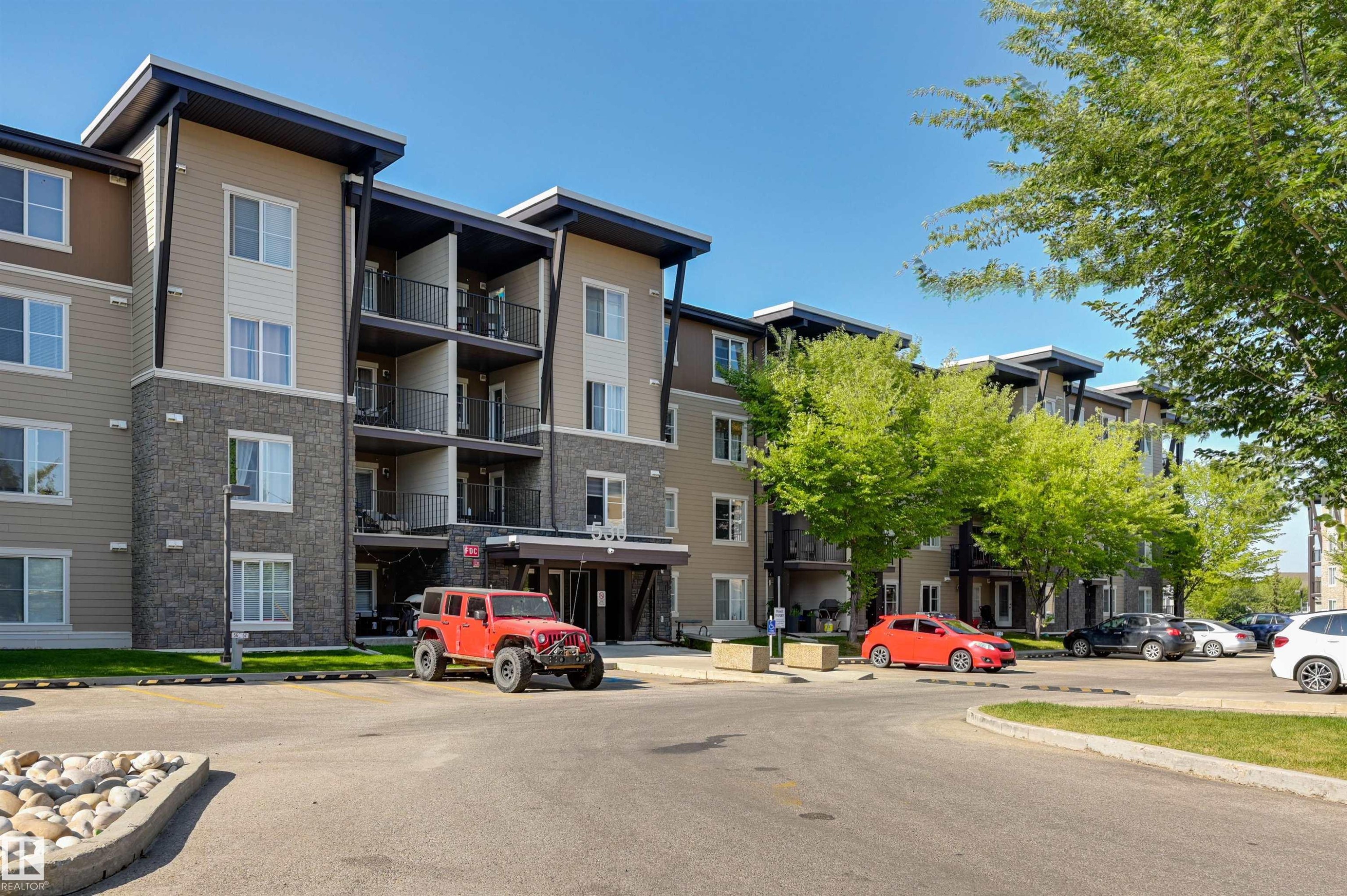 303 530 Watt Boulevard, Edmonton, AB - Outdoor With Facade