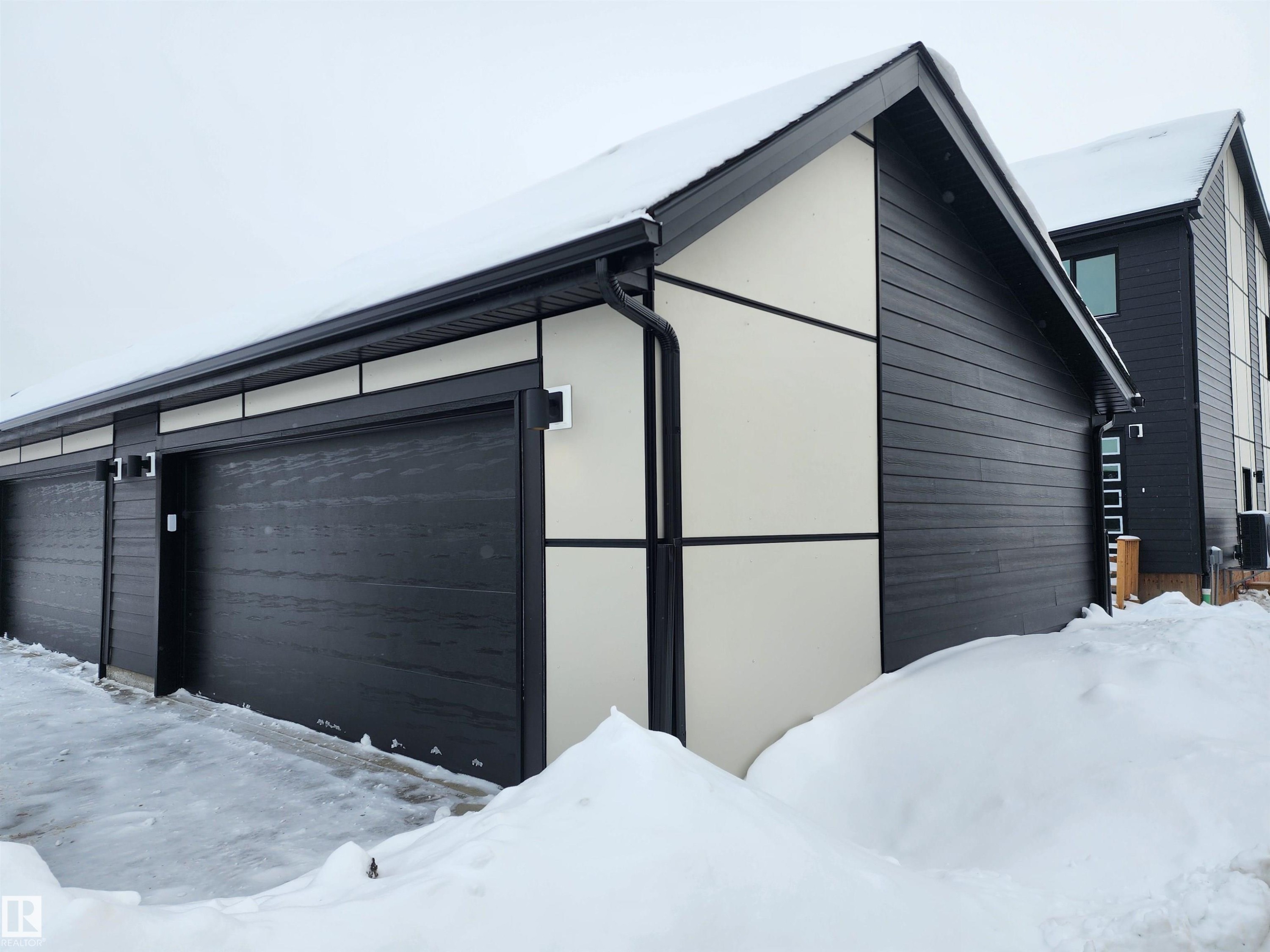 5113 Pilot Lane, Edmonton, AB - Outdoor With Exterior