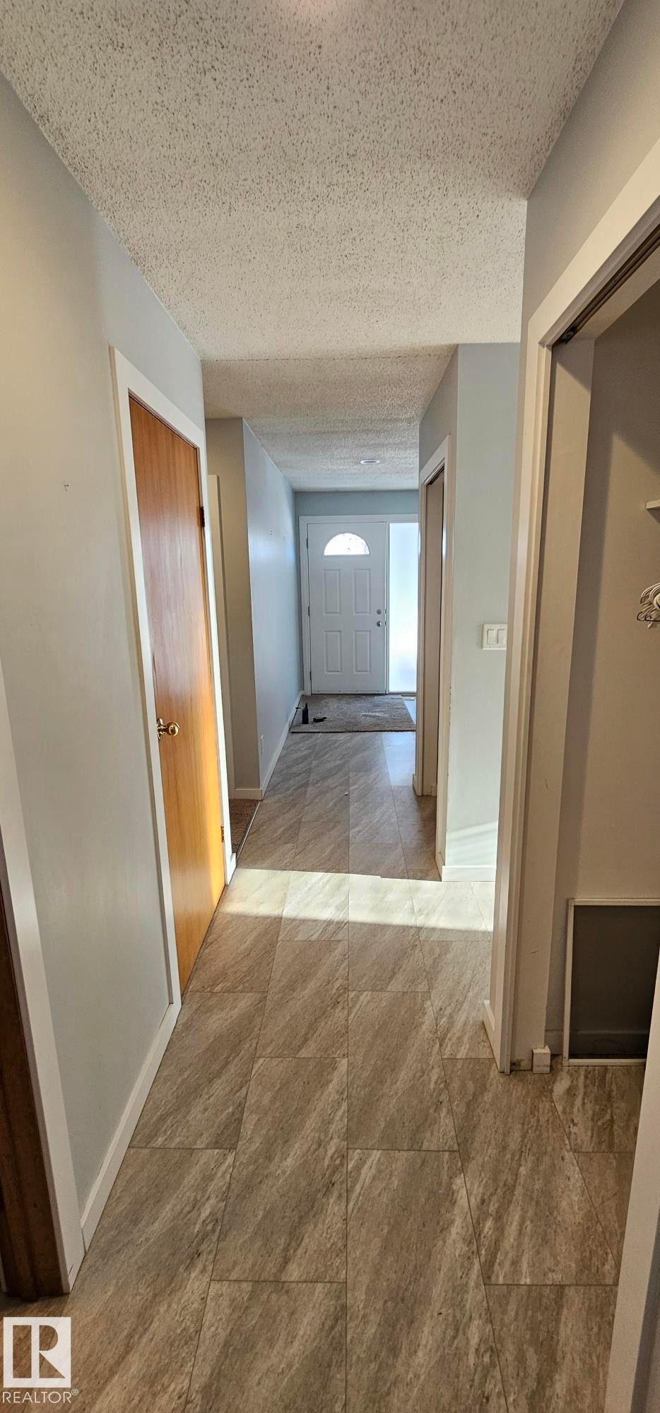 10712 159 Street, Edmonton, AB - Indoor Photo Showing Other Room