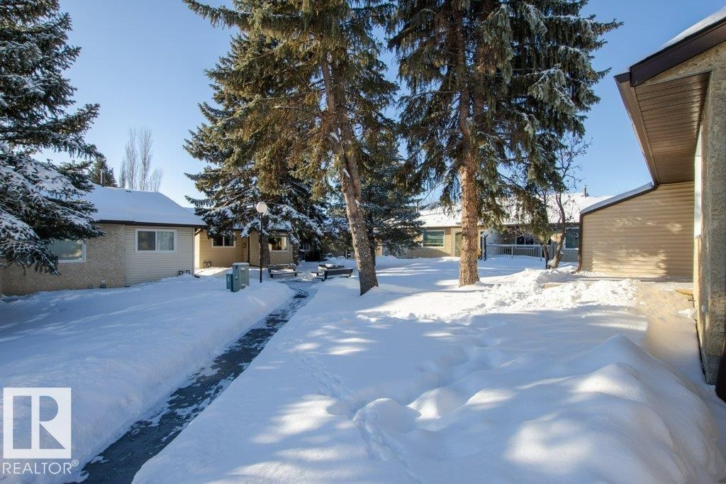 23 Pineview Horizon Village, St. Albert, AB - Outdoor