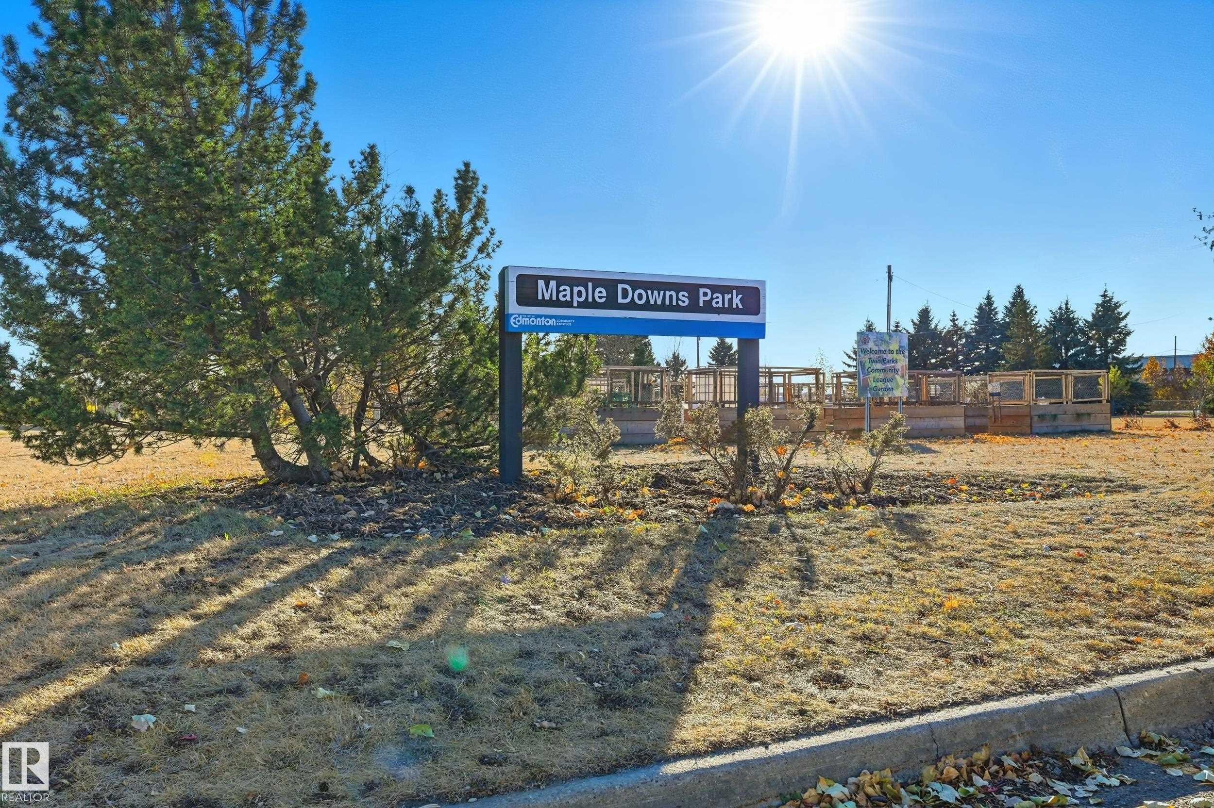 2 Cliff Crescent, Edmonton, AB - Outdoor With View