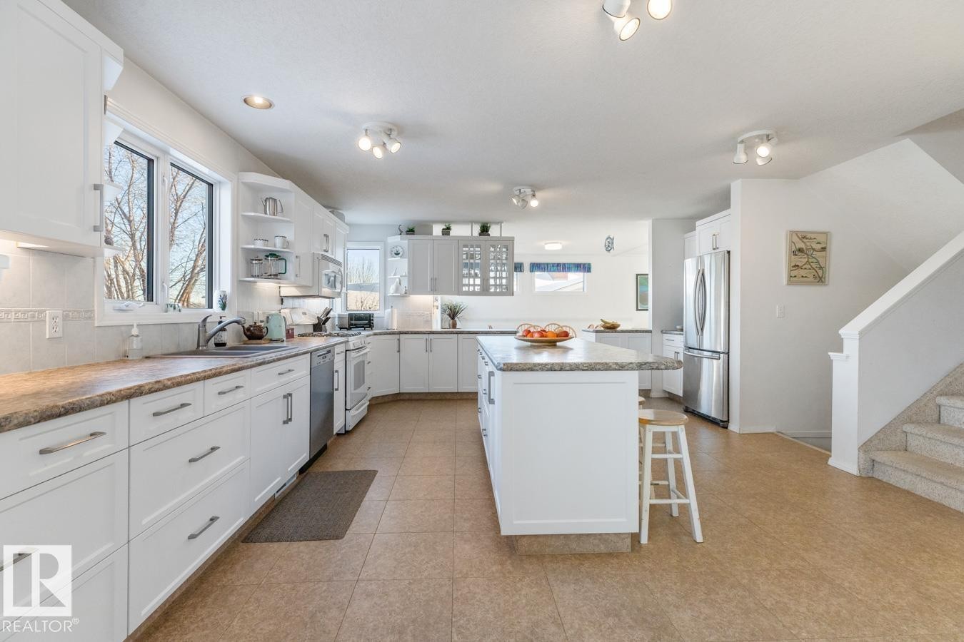 6508 109 Avenue, Edmonton, AB - Indoor Photo Showing Kitchen With Double Sink With Upgraded Kitchen