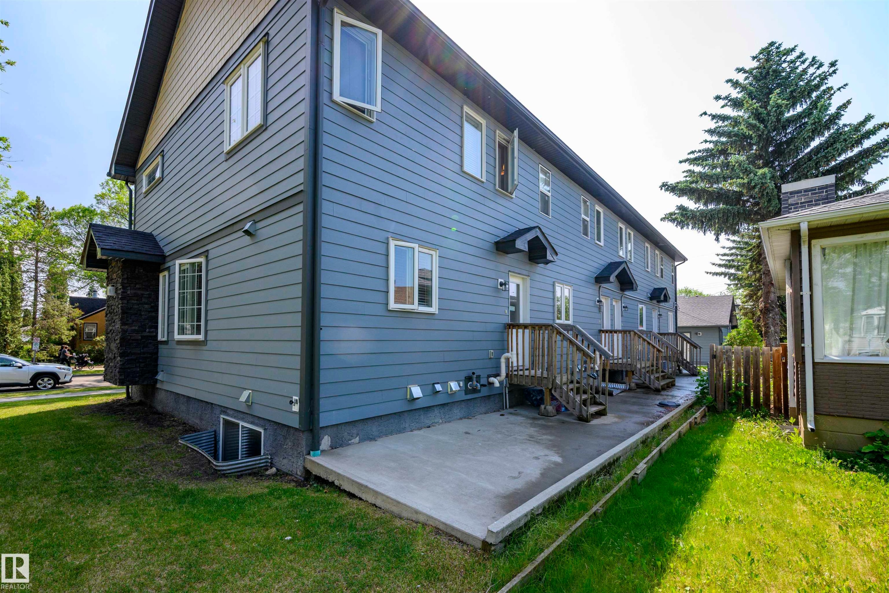 10204 113 Avenue, Edmonton, AB - Outdoor With Exterior