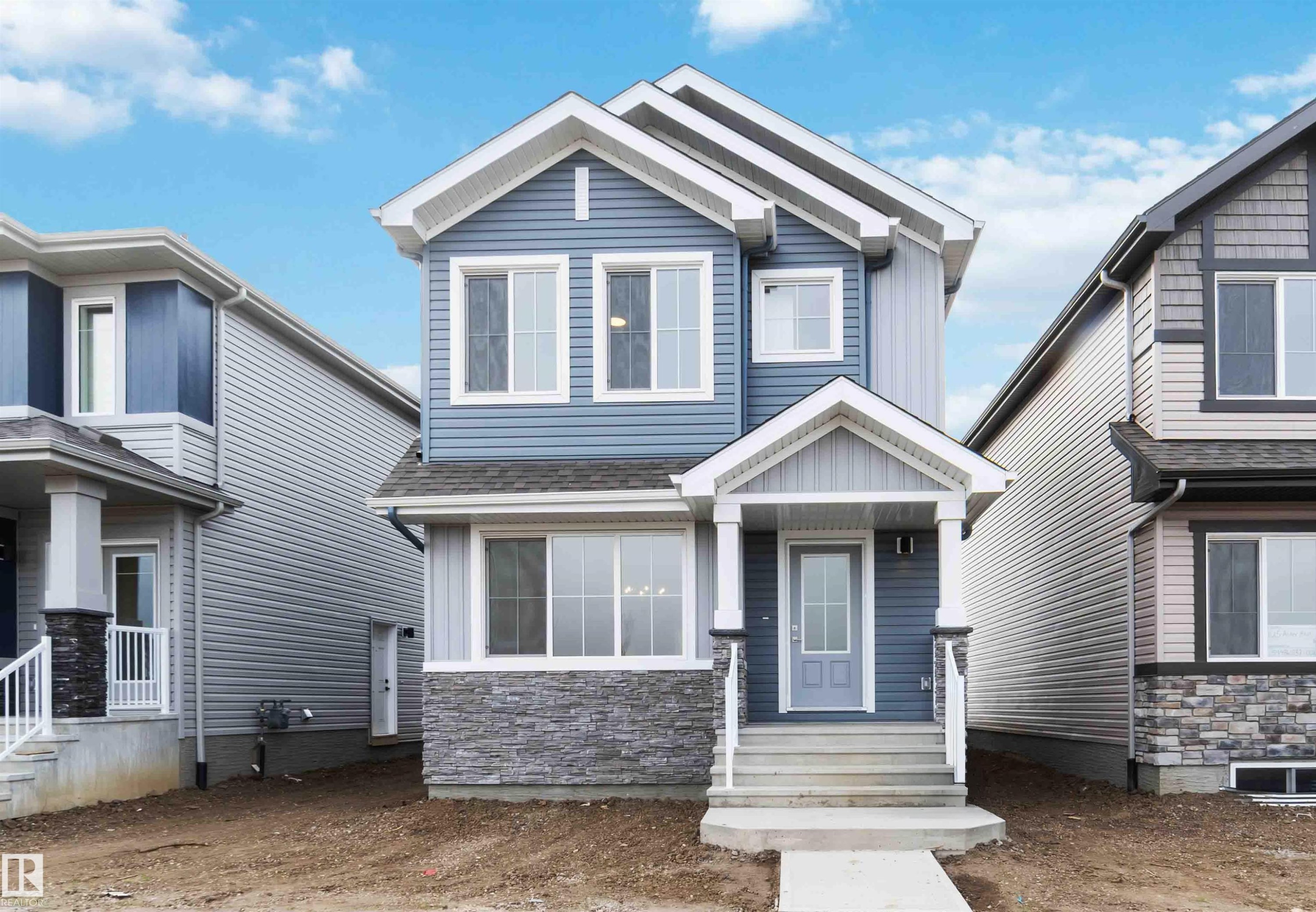 1013 Aster Boulevard, Edmonton, AB - Outdoor With Facade