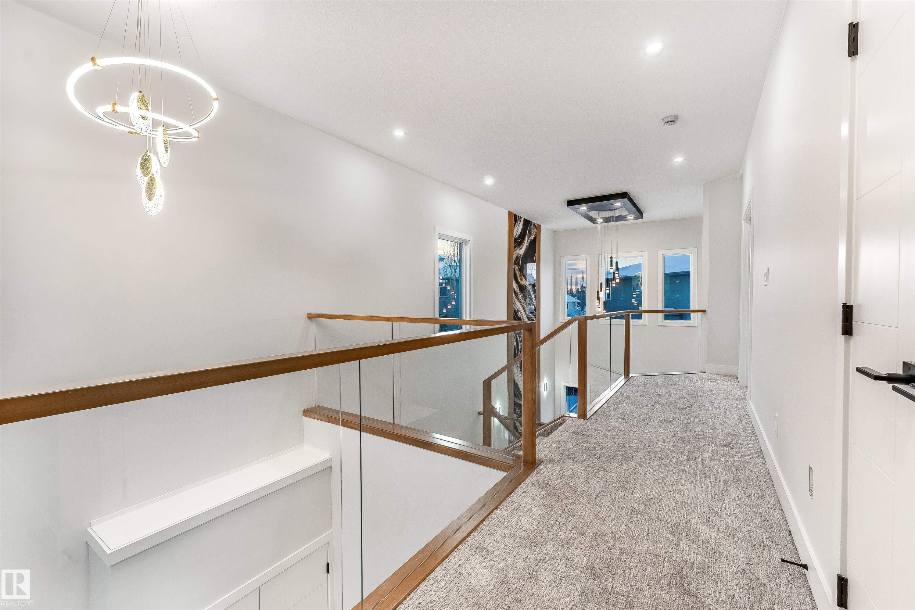 Edmonton, AB - Indoor Photo Showing Other Room