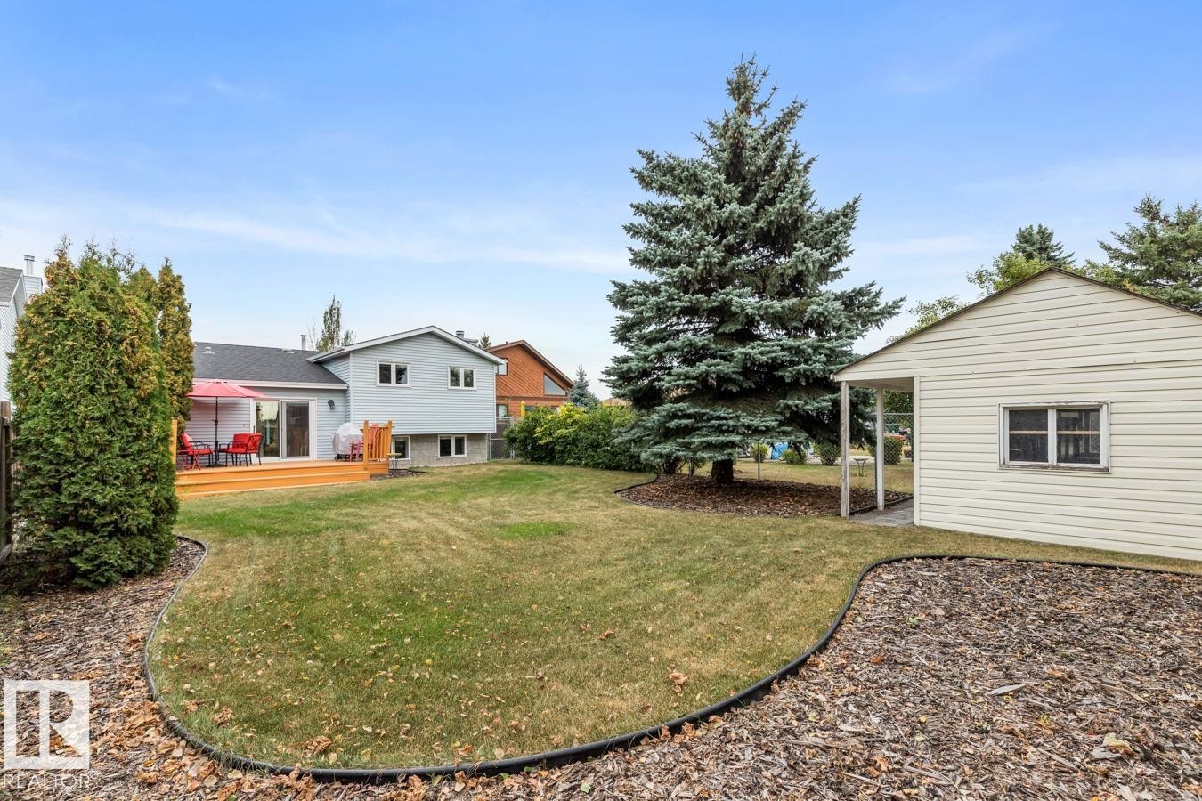 4631 10 Avenue, Edmonton, AB - Outdoor