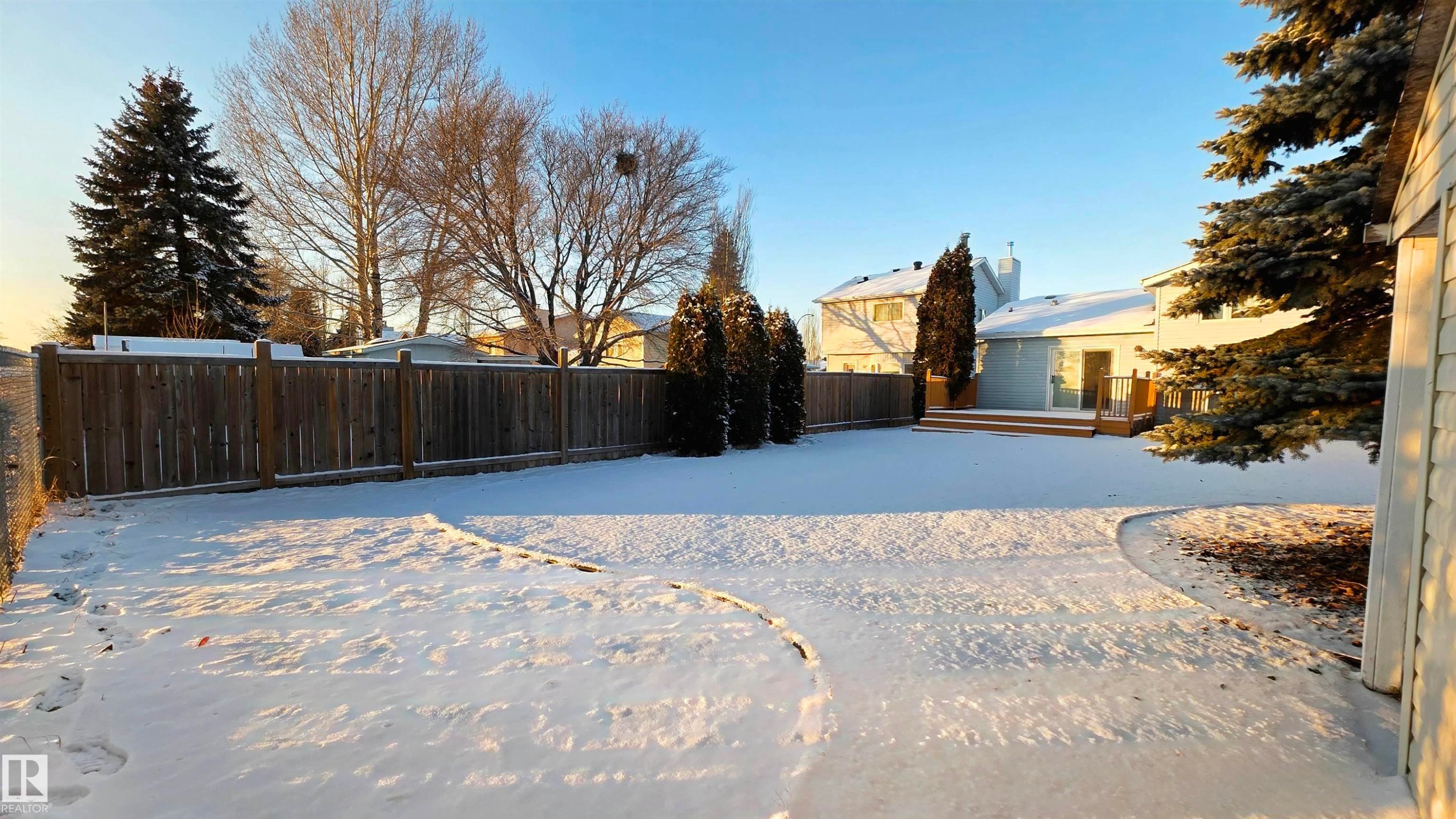 4631 10 Avenue, Edmonton, AB - Outdoor