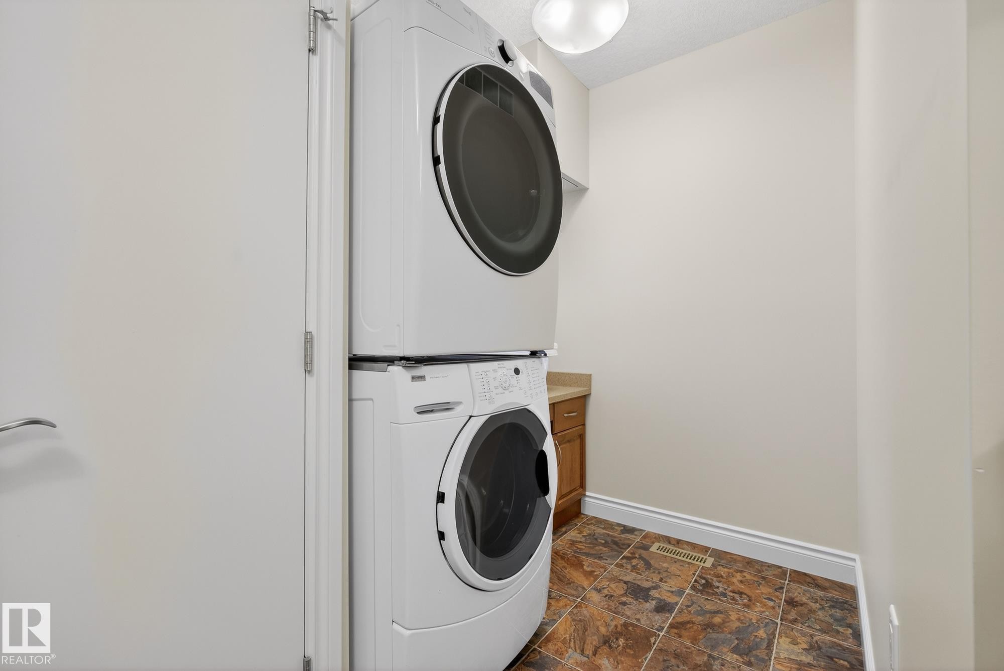 9302 93 Street, Edmonton, AB - Indoor Photo Showing Laundry Room