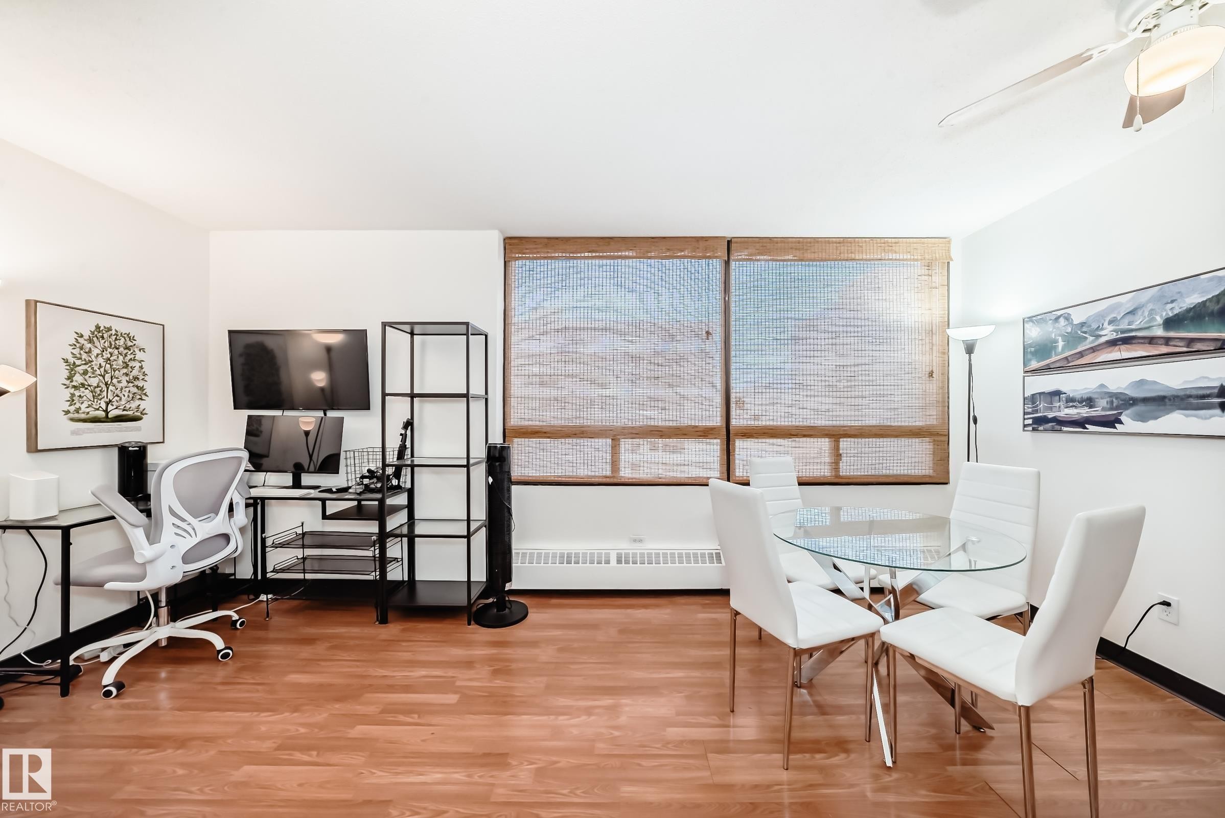 621 10160 114 Street, Edmonton, AB - Indoor